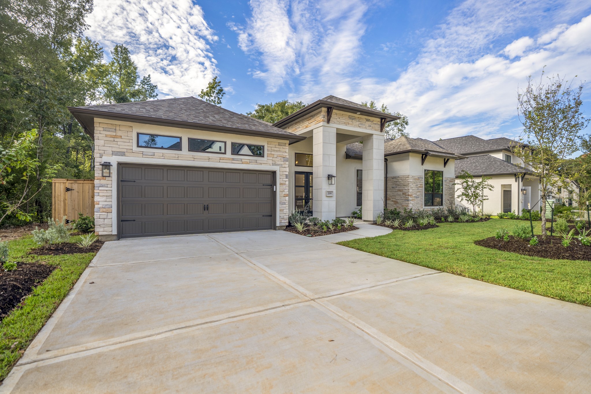 209 Lilac Tree Court Property Photo 49