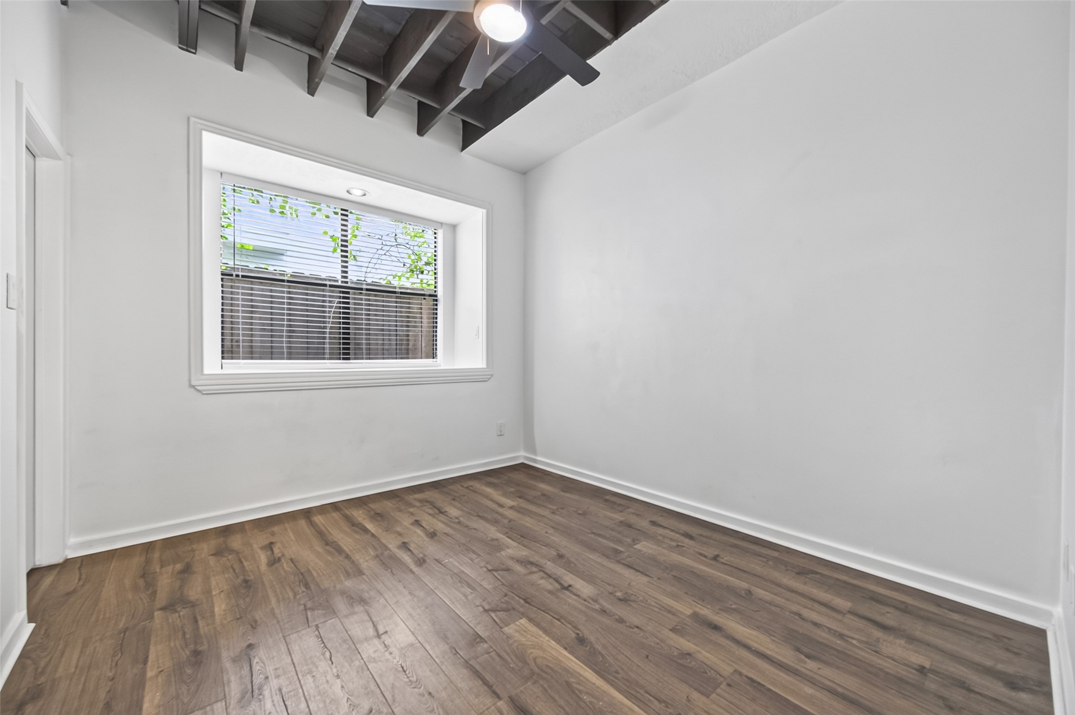 708 W Clay Street Property Photo 4