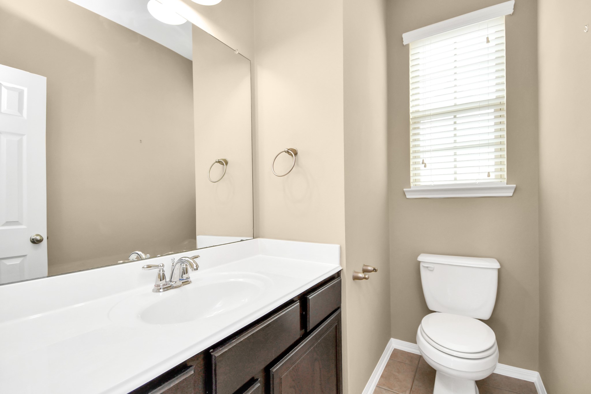 3323 Home Point Drive Property Photo 12