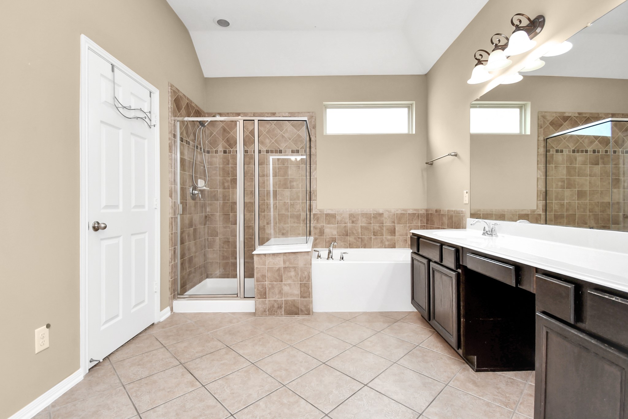 3323 Home Point Drive Property Photo 18