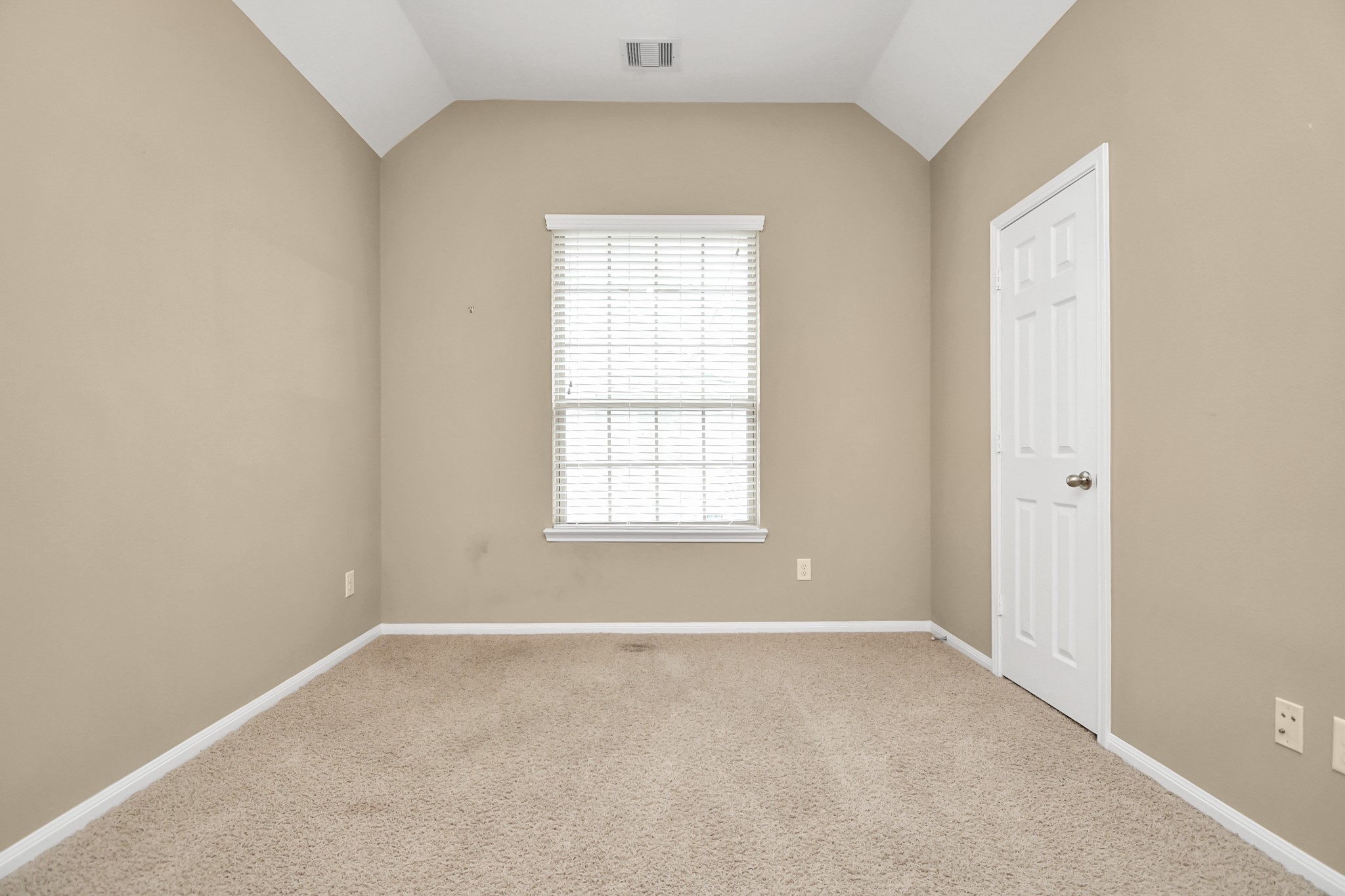 3323 Home Point Drive Property Photo 21