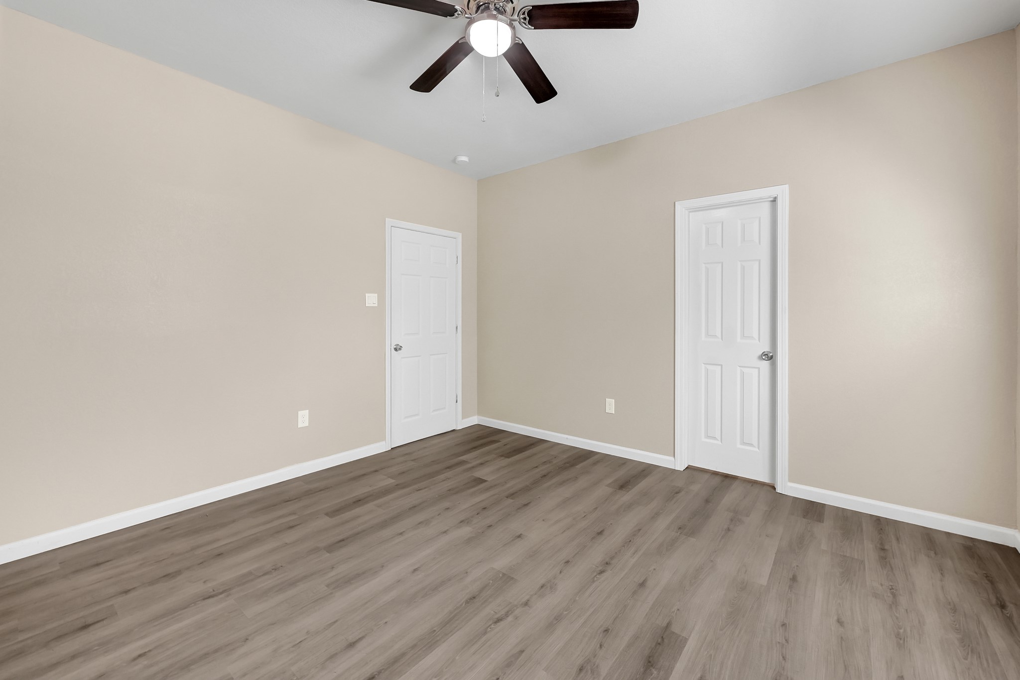 8110 Braniff Street B Property Photo 6