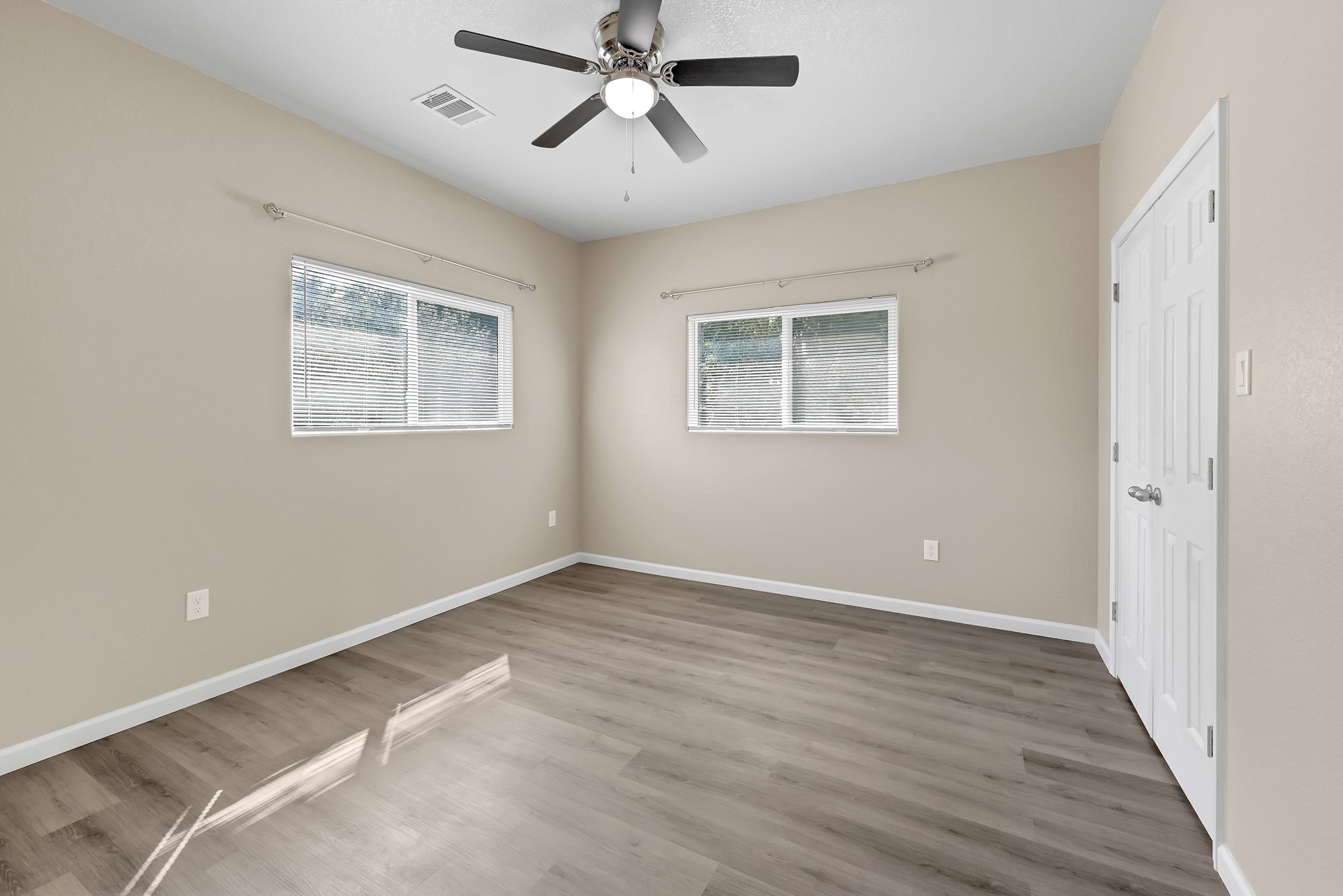 8110 Braniff Street B Property Photo 8