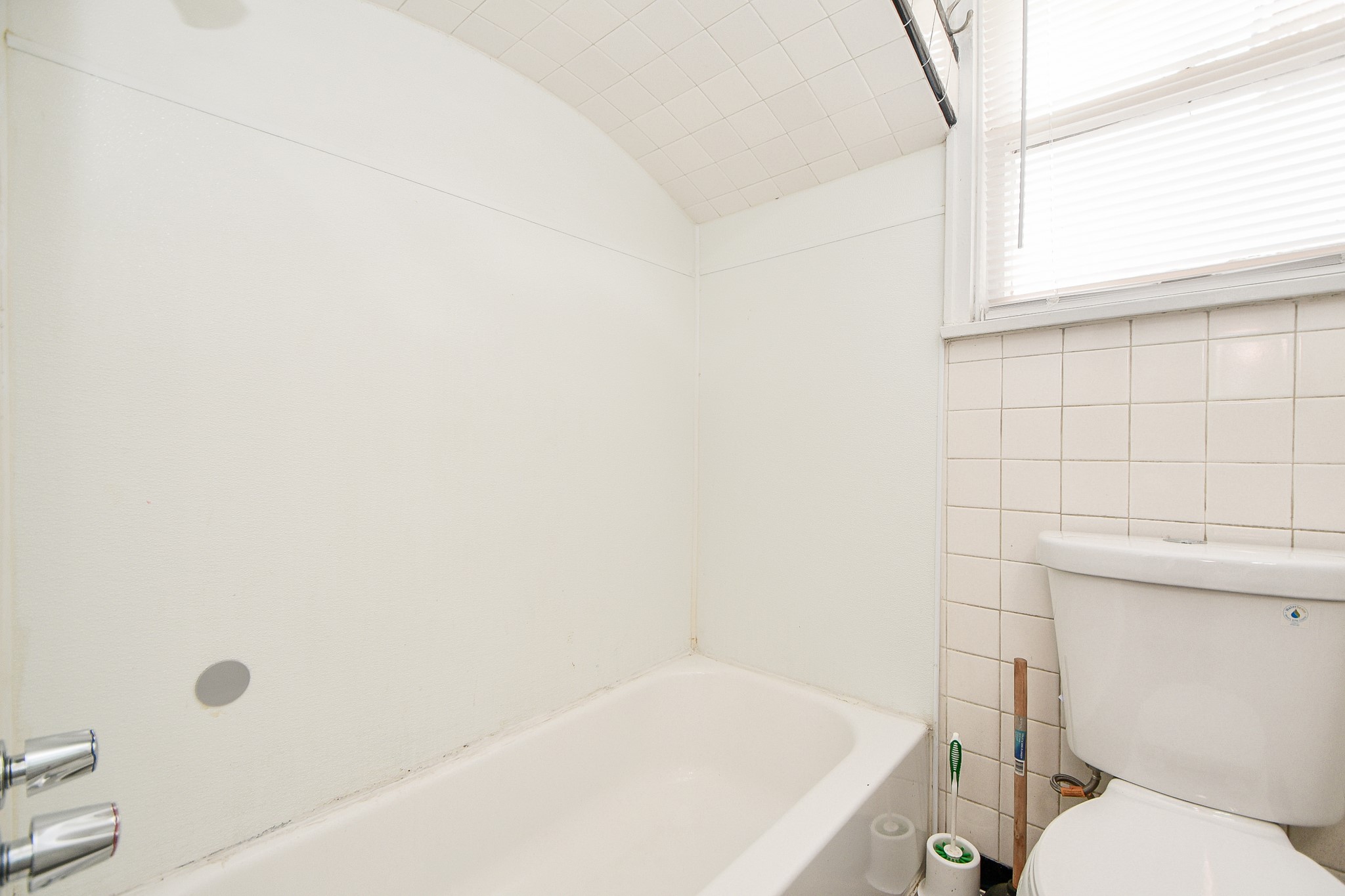 5049 Jefferson Street B Property Photo 23