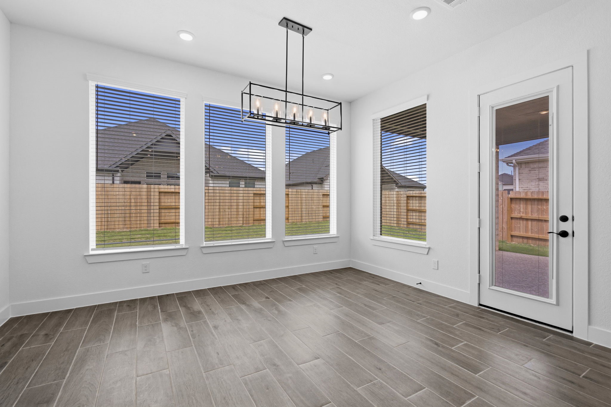 633 Cross Timbers Trace Property Photo 8