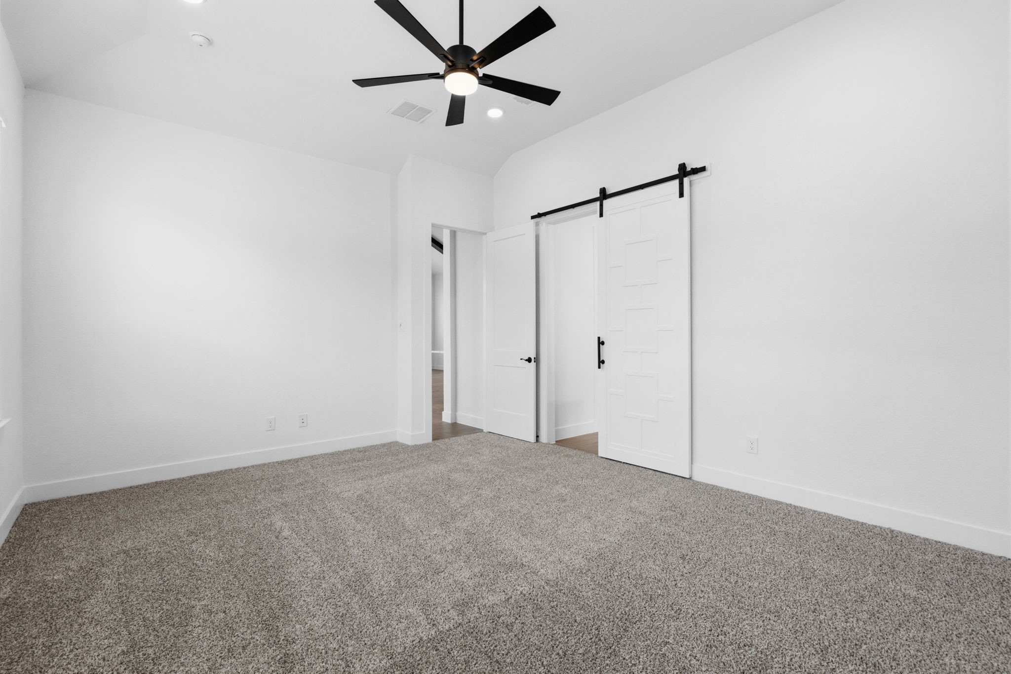 633 Cross Timbers Trace Property Photo 13