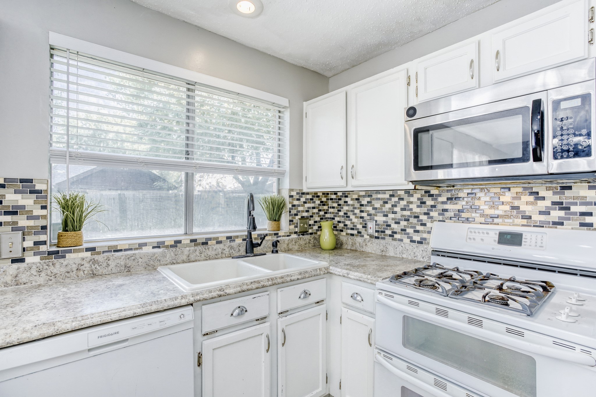 10603 Prospect Hill Drive Property Photo 9