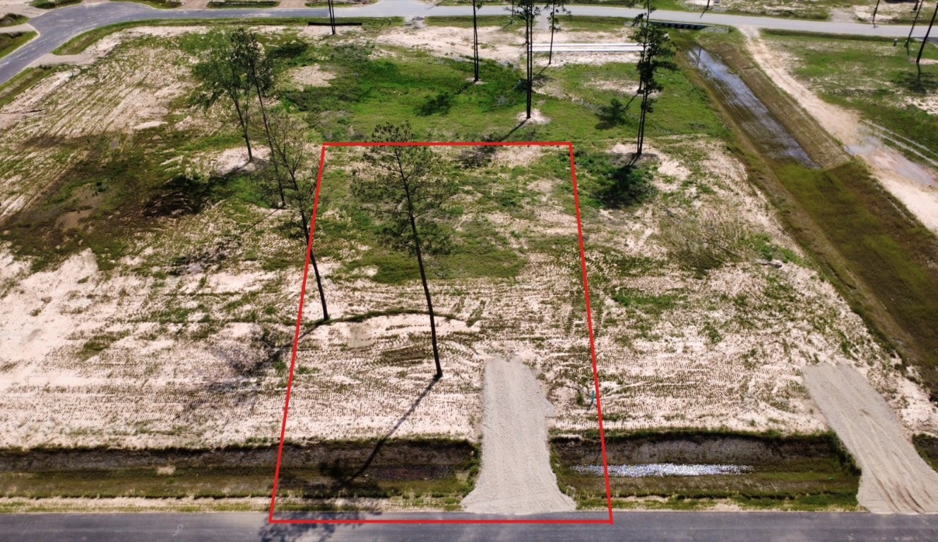 13049 Lewelling Drive Property Photo 4