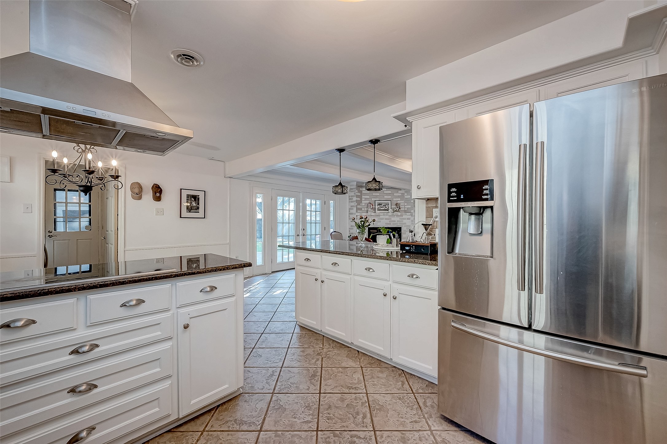1619 Crystal Hills Drive Property Photo 4