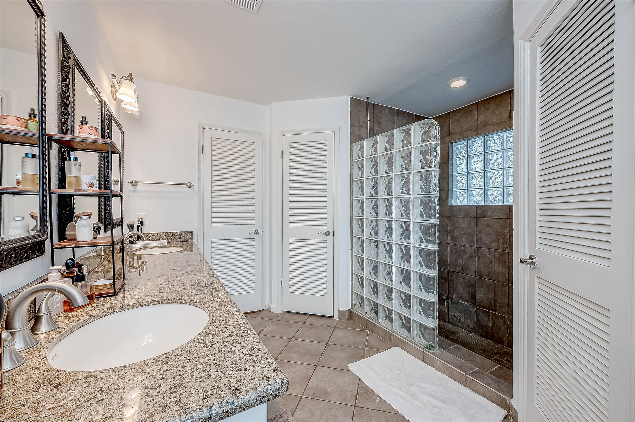 1619 Crystal Hills Drive Property Photo 9