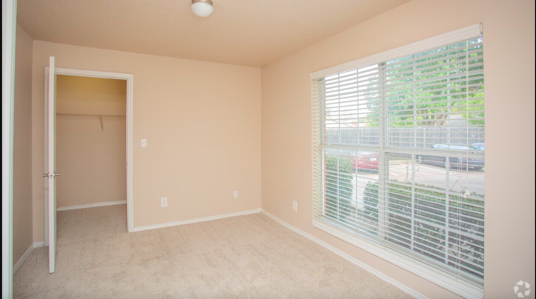 3440 E Rosemeade Pkwy Property Photo 12