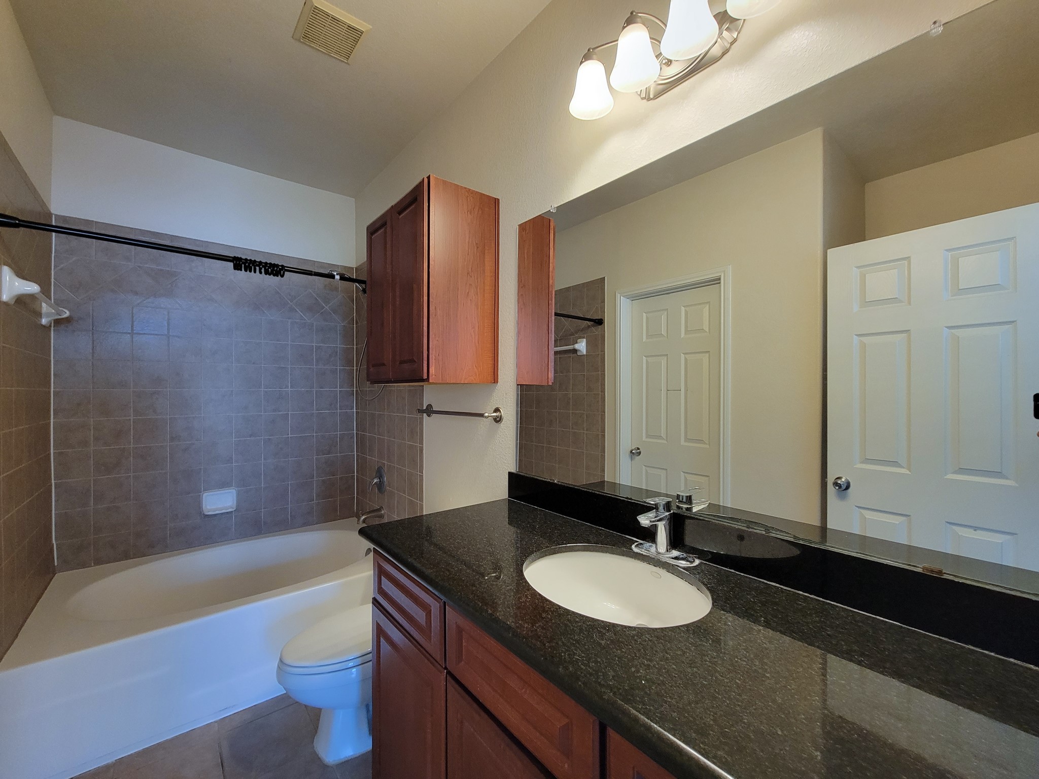9200 Westheimer Road 305 Property Photo 18