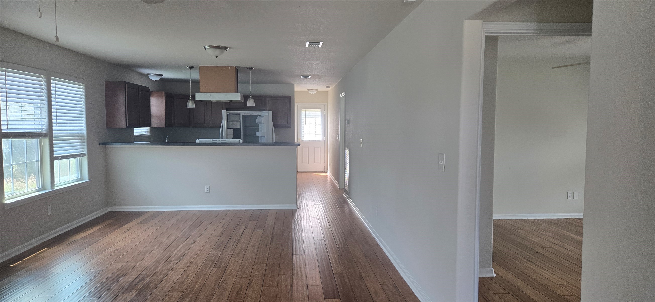 718 E Columbus Drive Property Photo 2