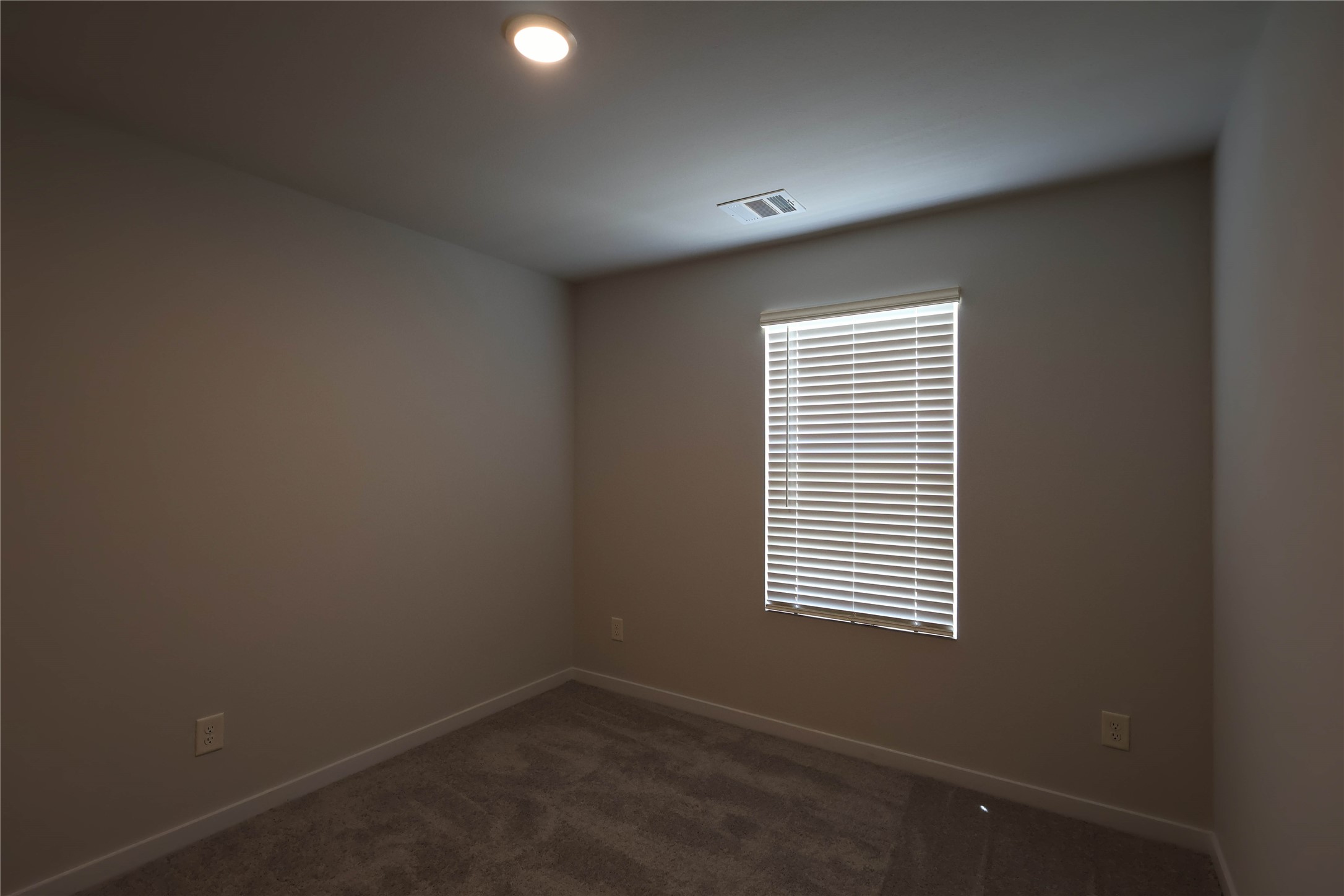 7757 Bergamot Cir Property Photo 16