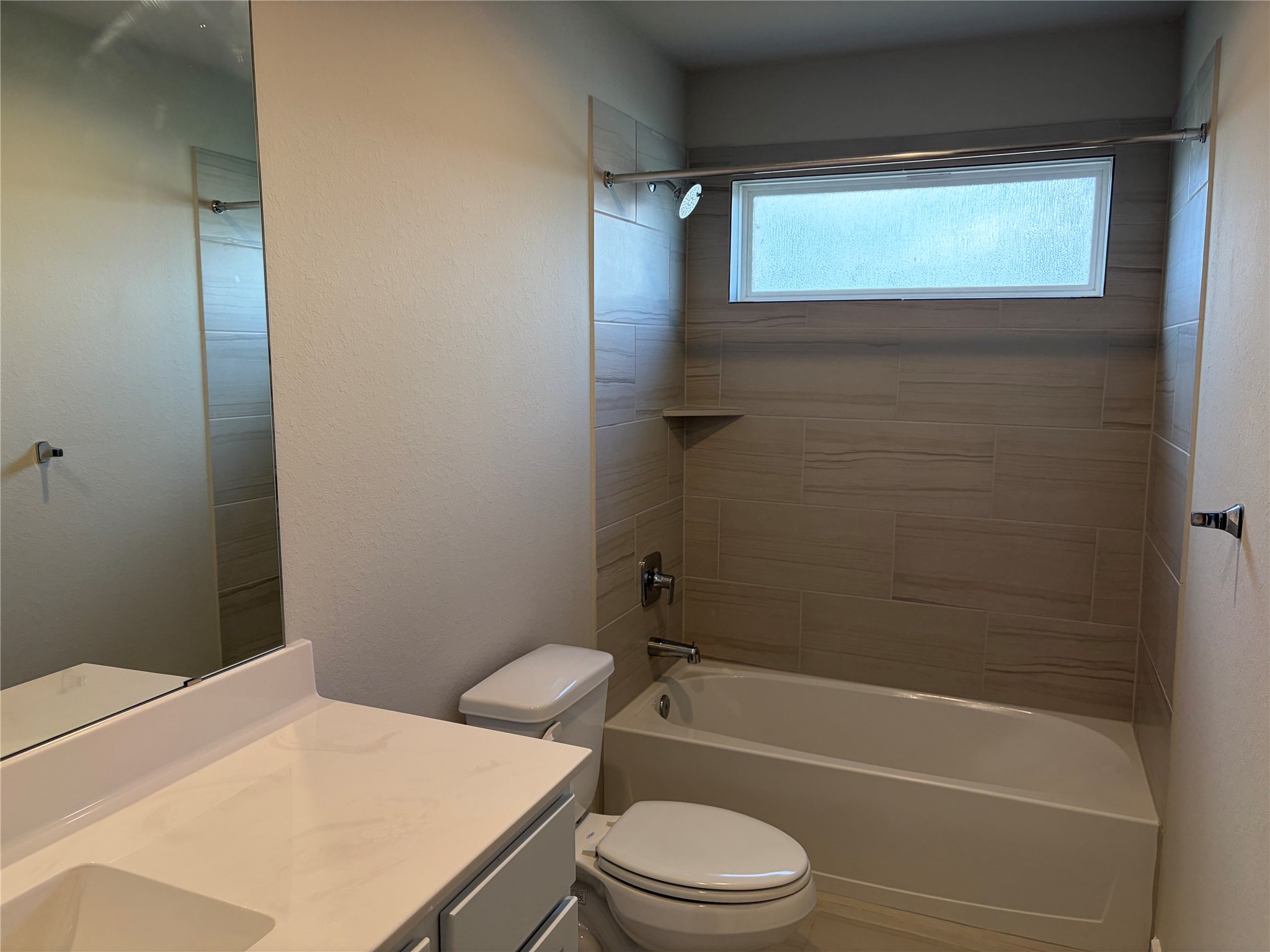 2939 Solitude Pine Lane Property Photo 24