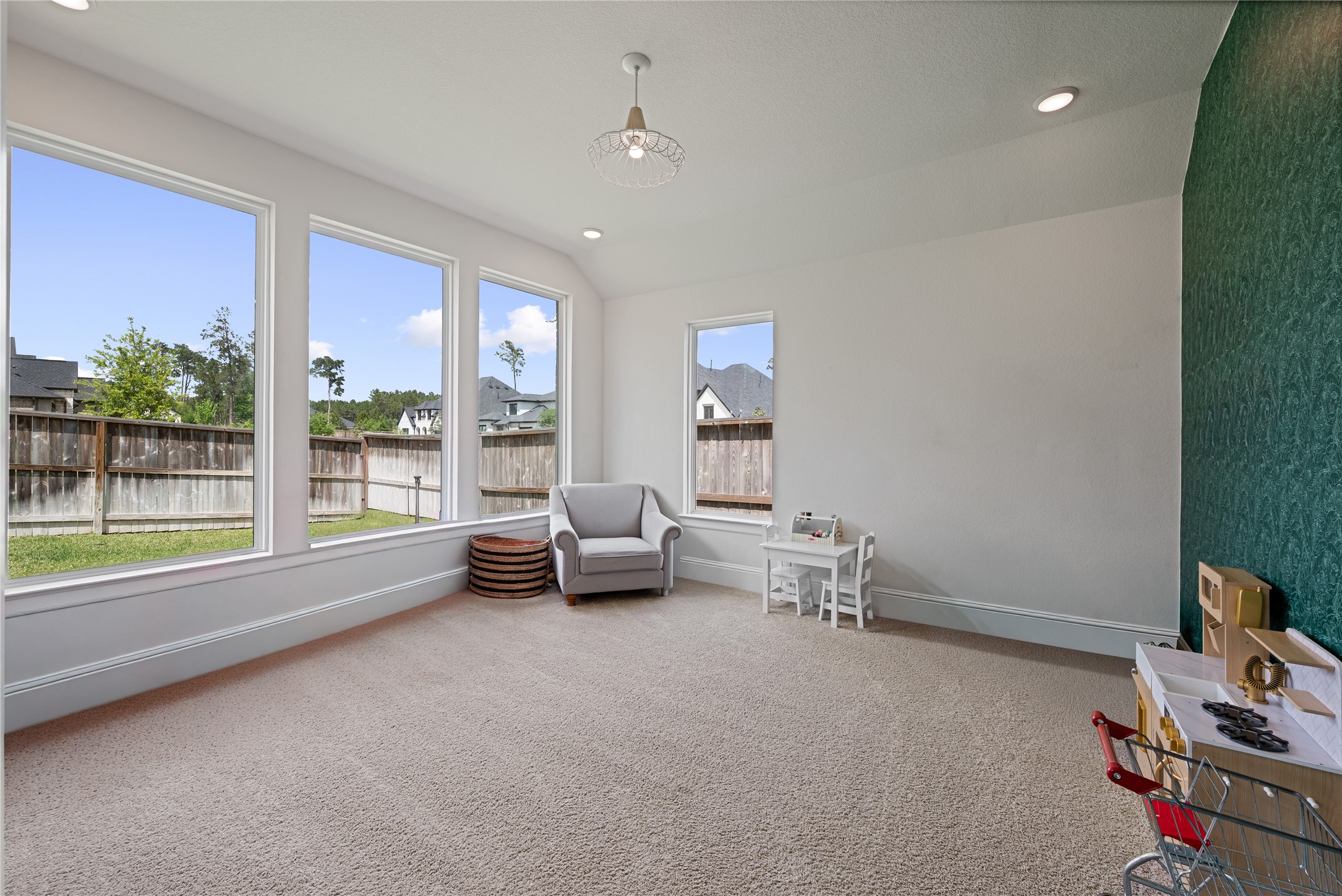 622 Platinum Stone Lane Property Photo 31