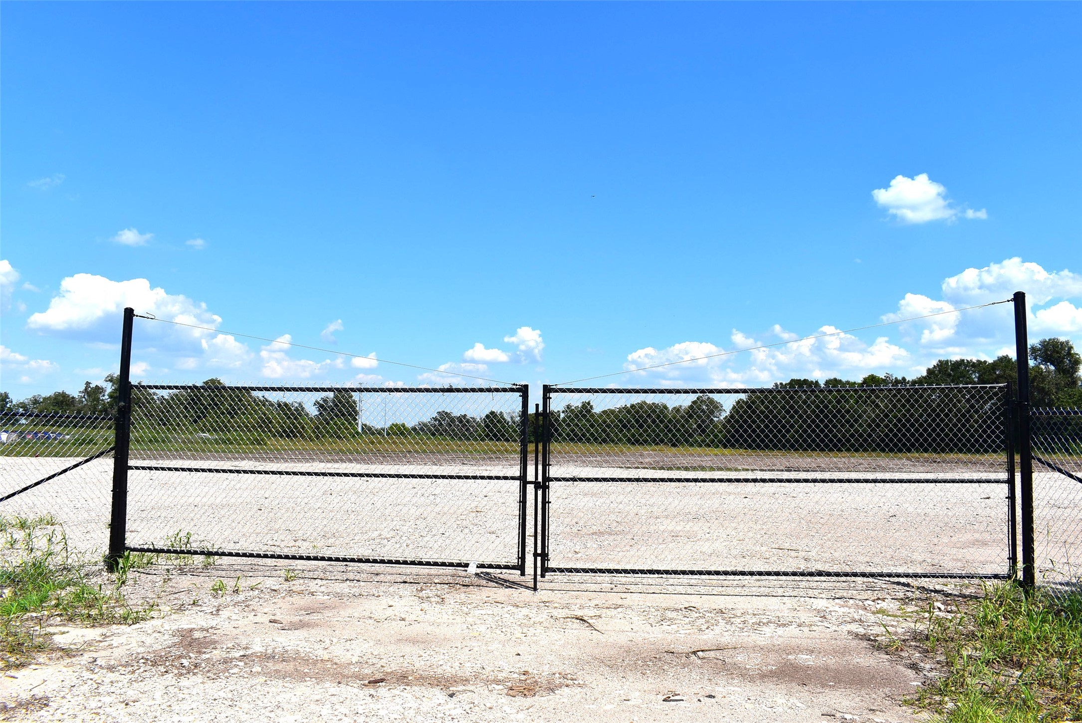 8911 Fm 524 Road Property Photo 6