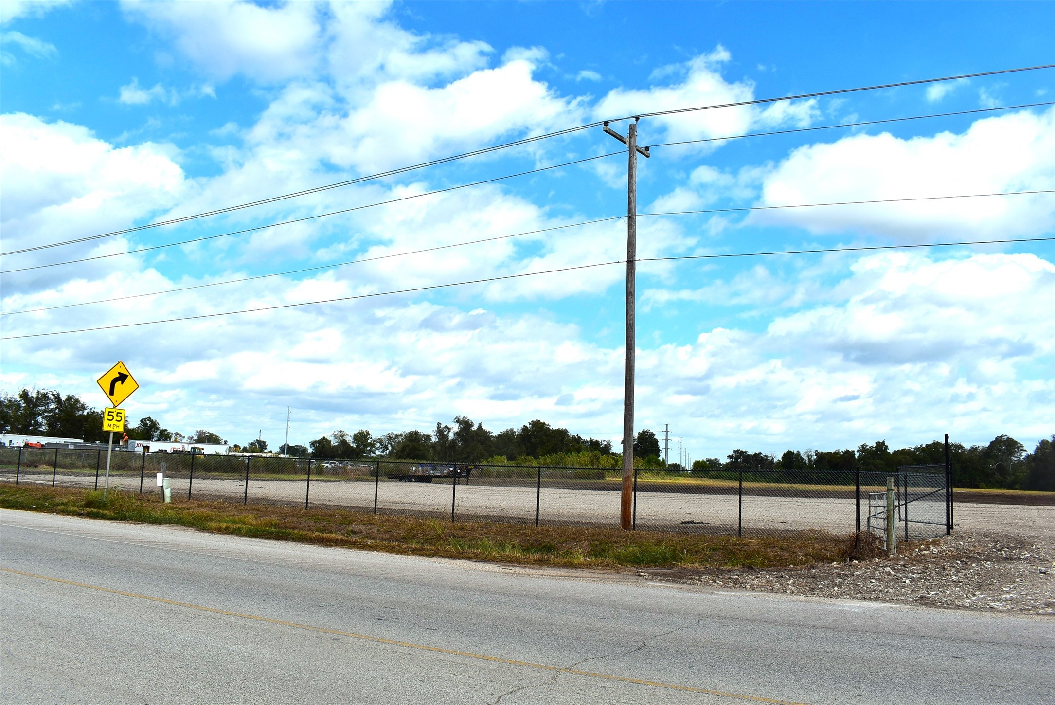 8911 Fm 524 Road Property Photo 12