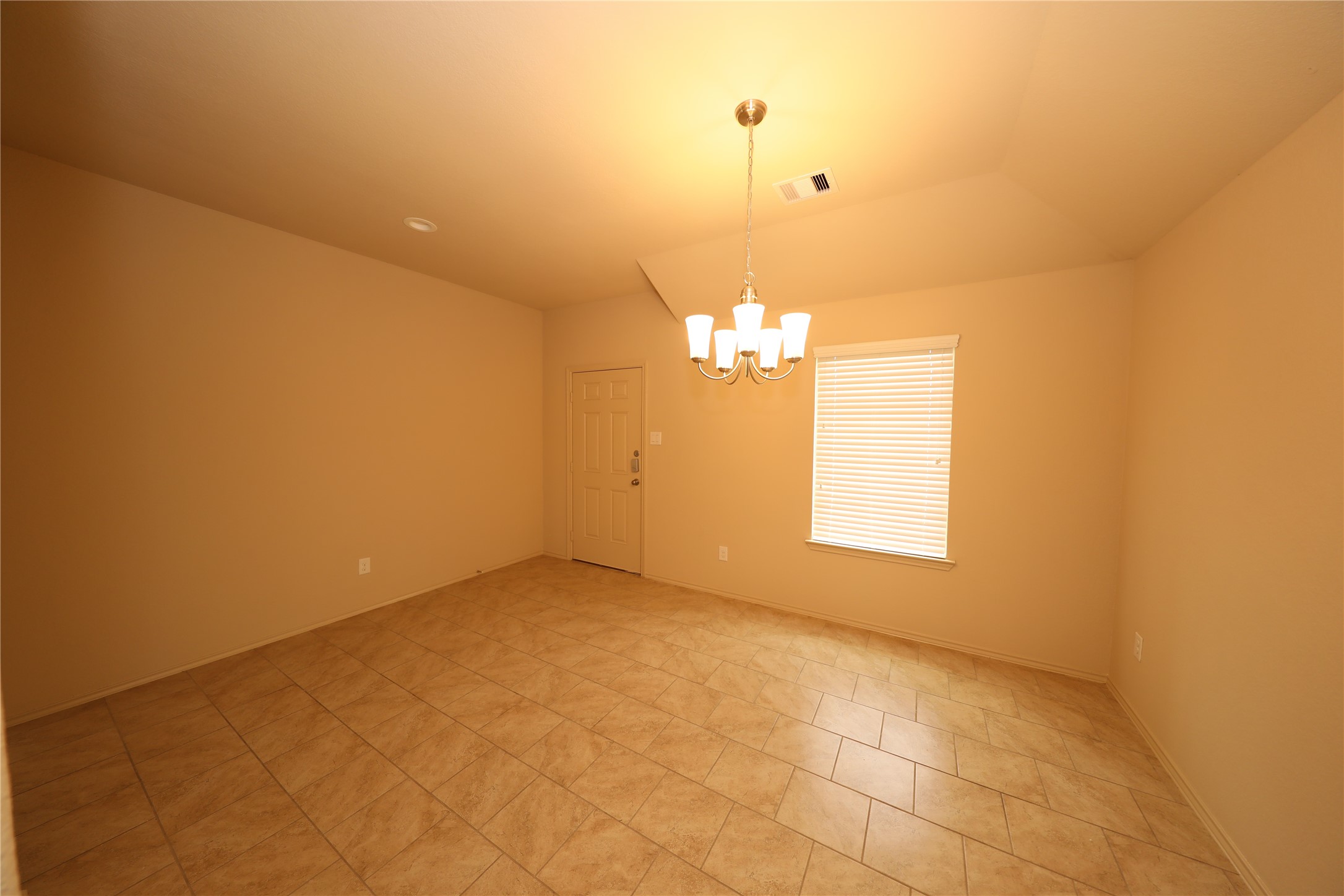 23210 Royal Tiger Road Property Photo 3