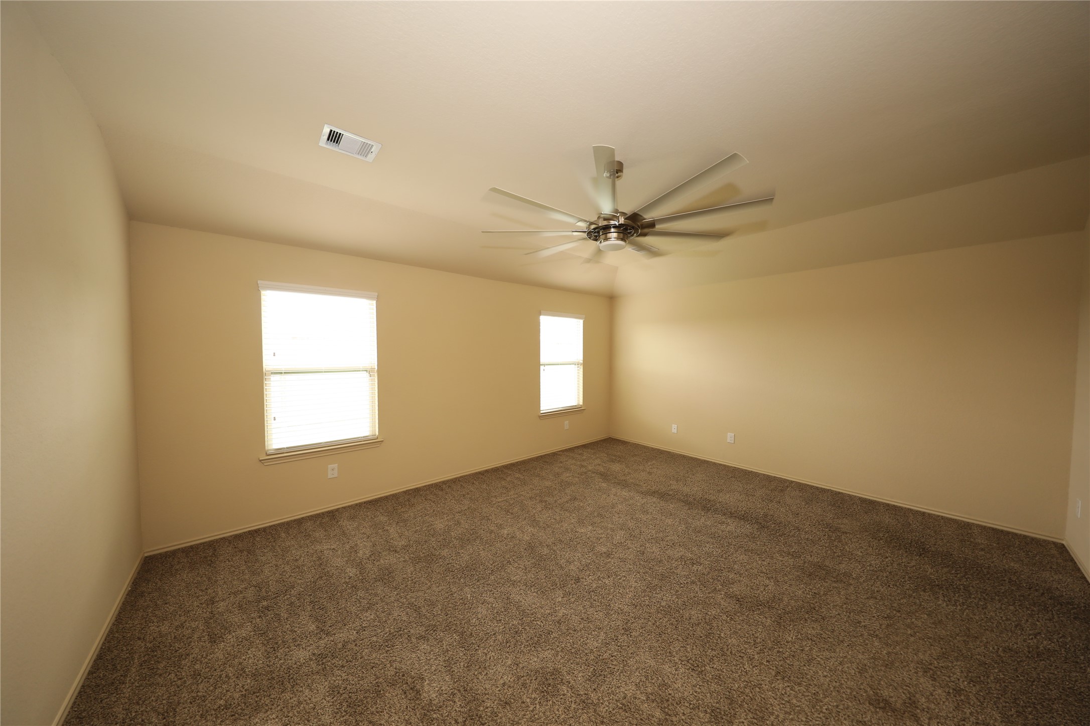 23210 Royal Tiger Road Property Photo 17