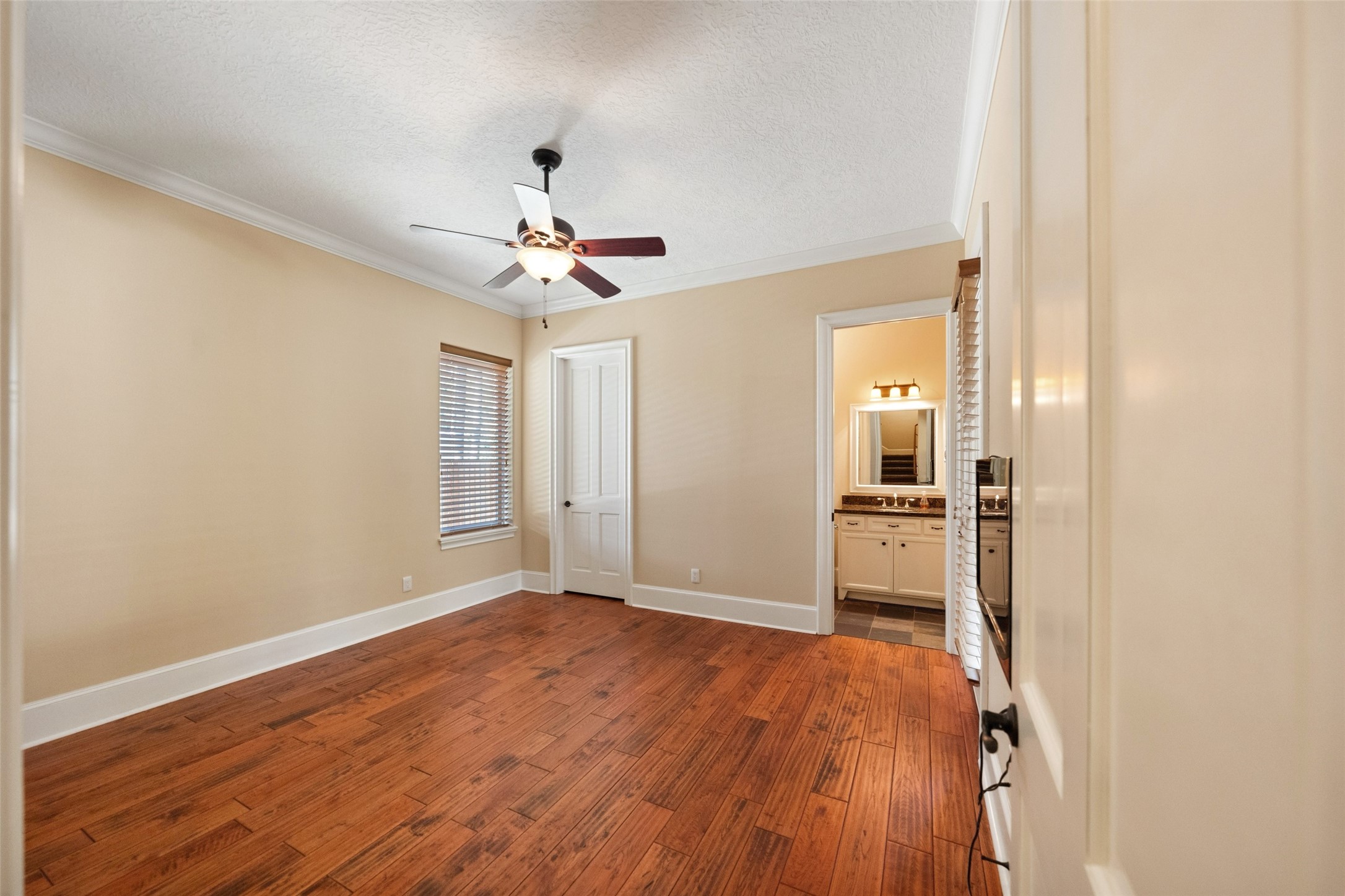 21710 Pino Lane Property Photo 33