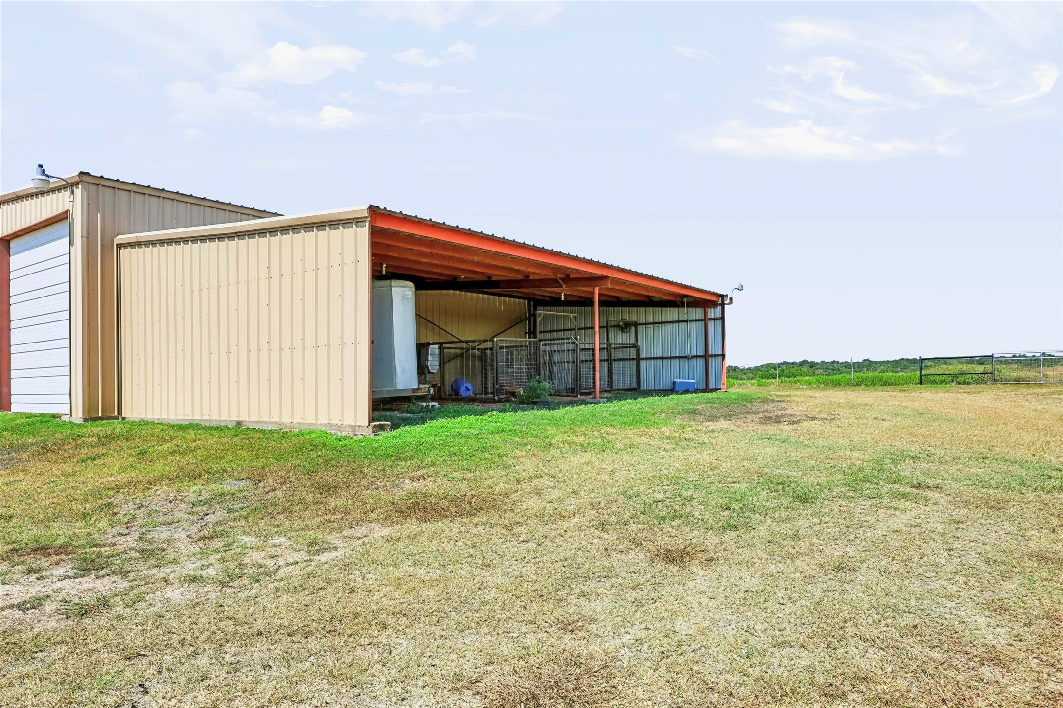 4800 Petter Rainosek Loop Property Photo 23