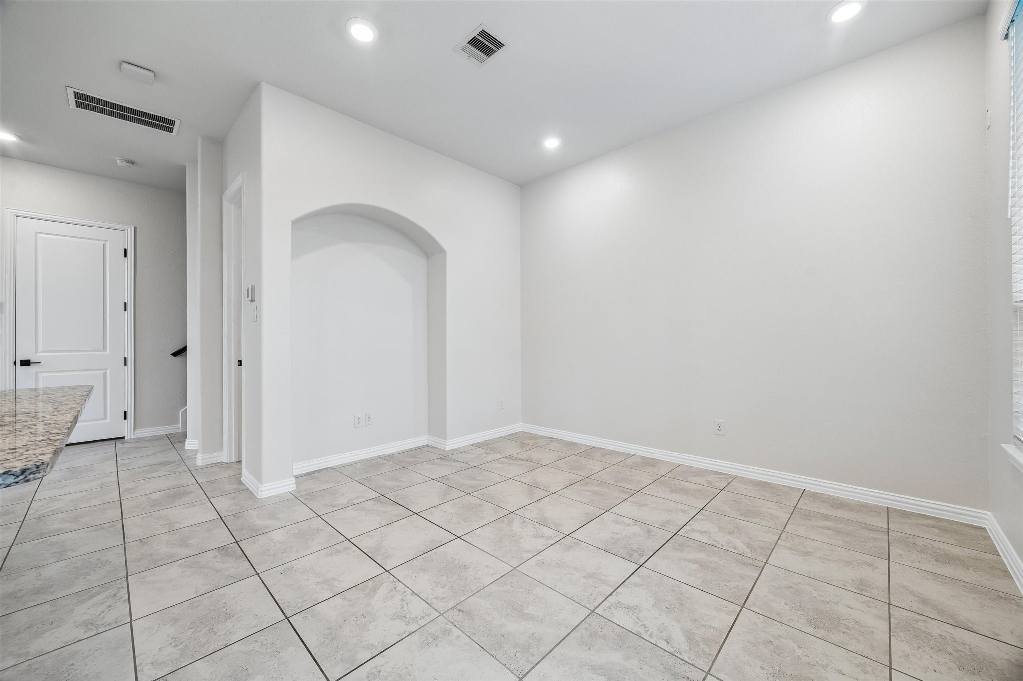 1606 Ryon Falls Drive Property Photo 10