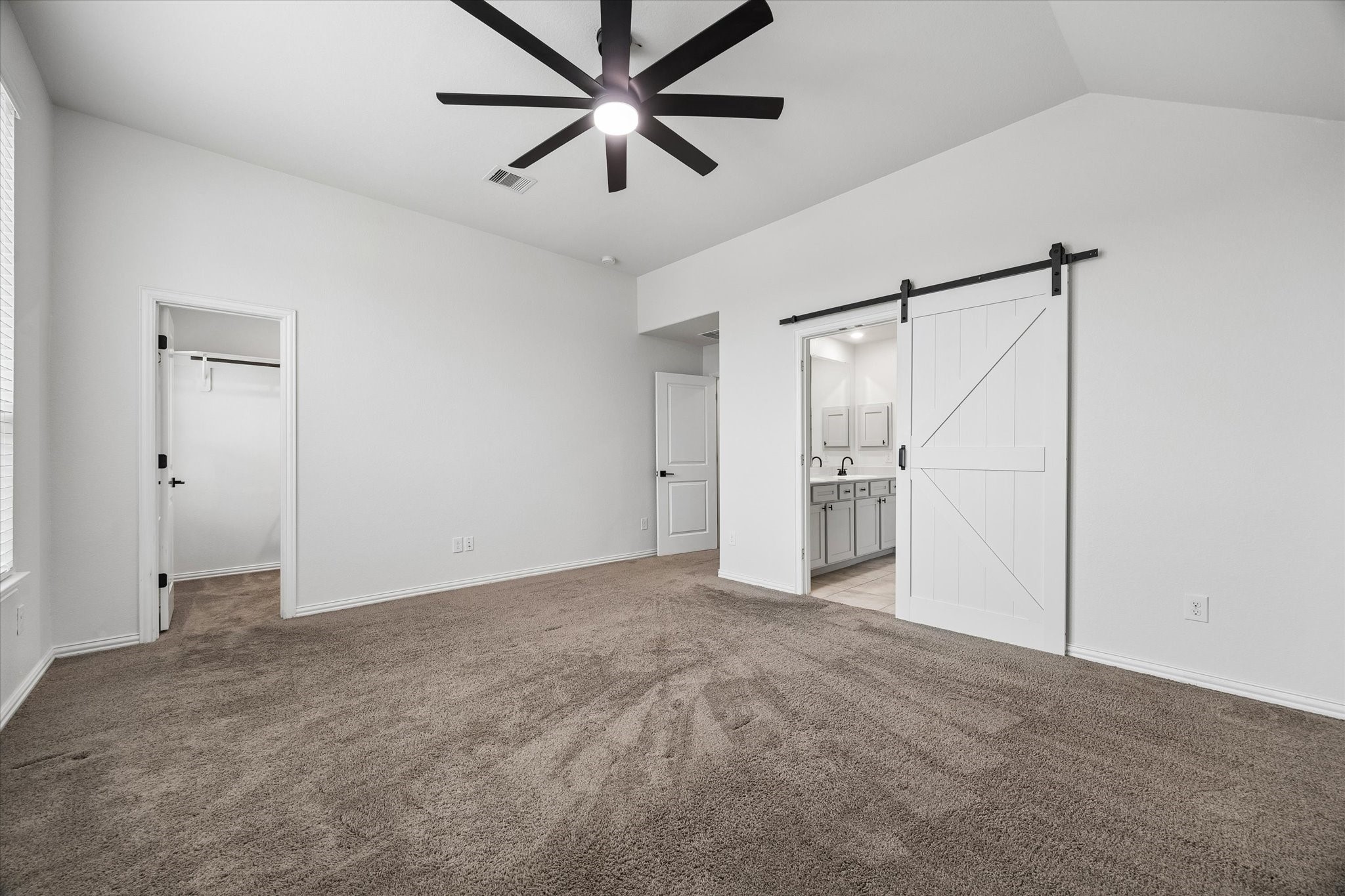1606 Ryon Falls Drive Property Photo 15