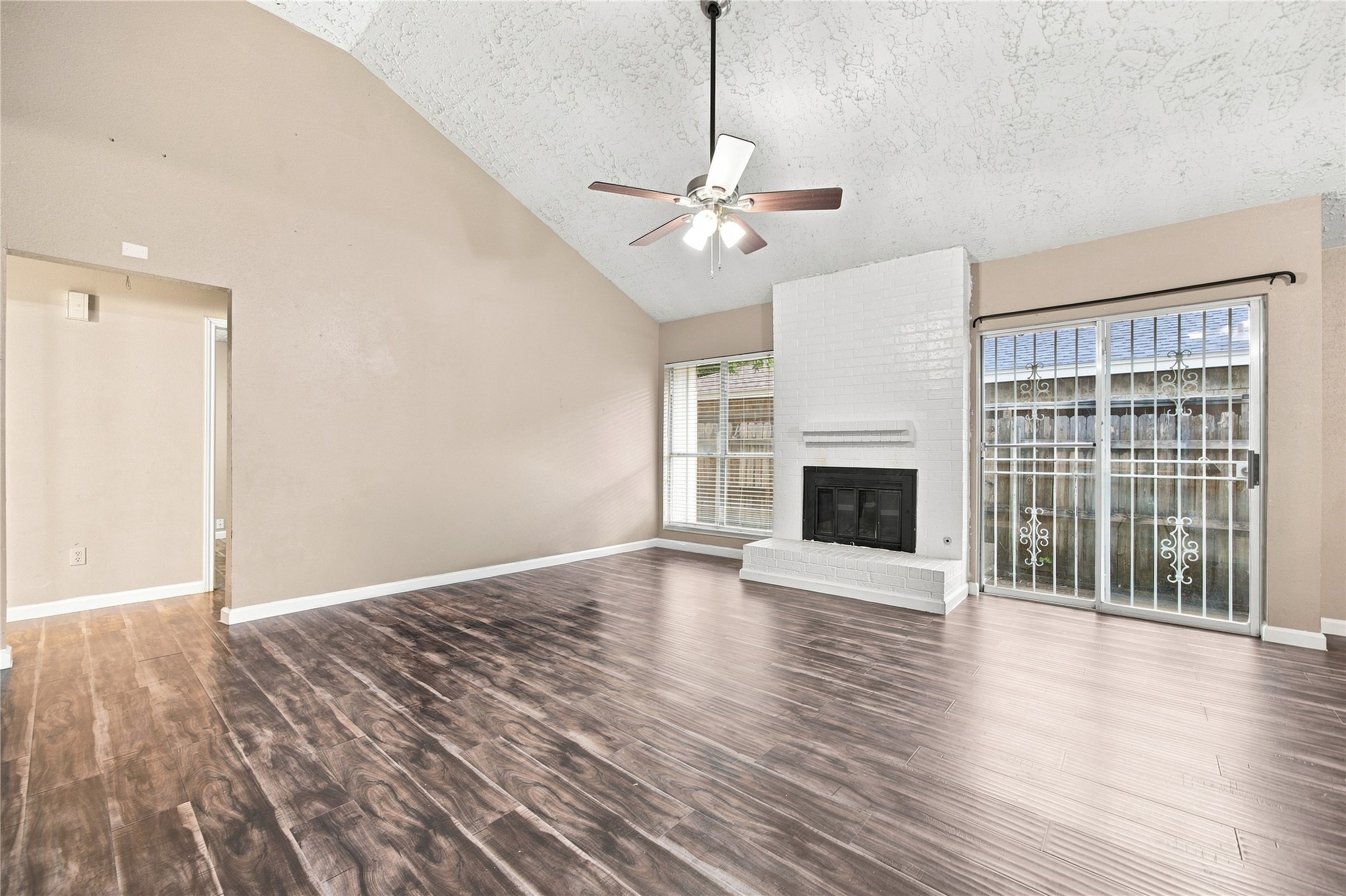 11747 Yearling Drive Property Photo 10