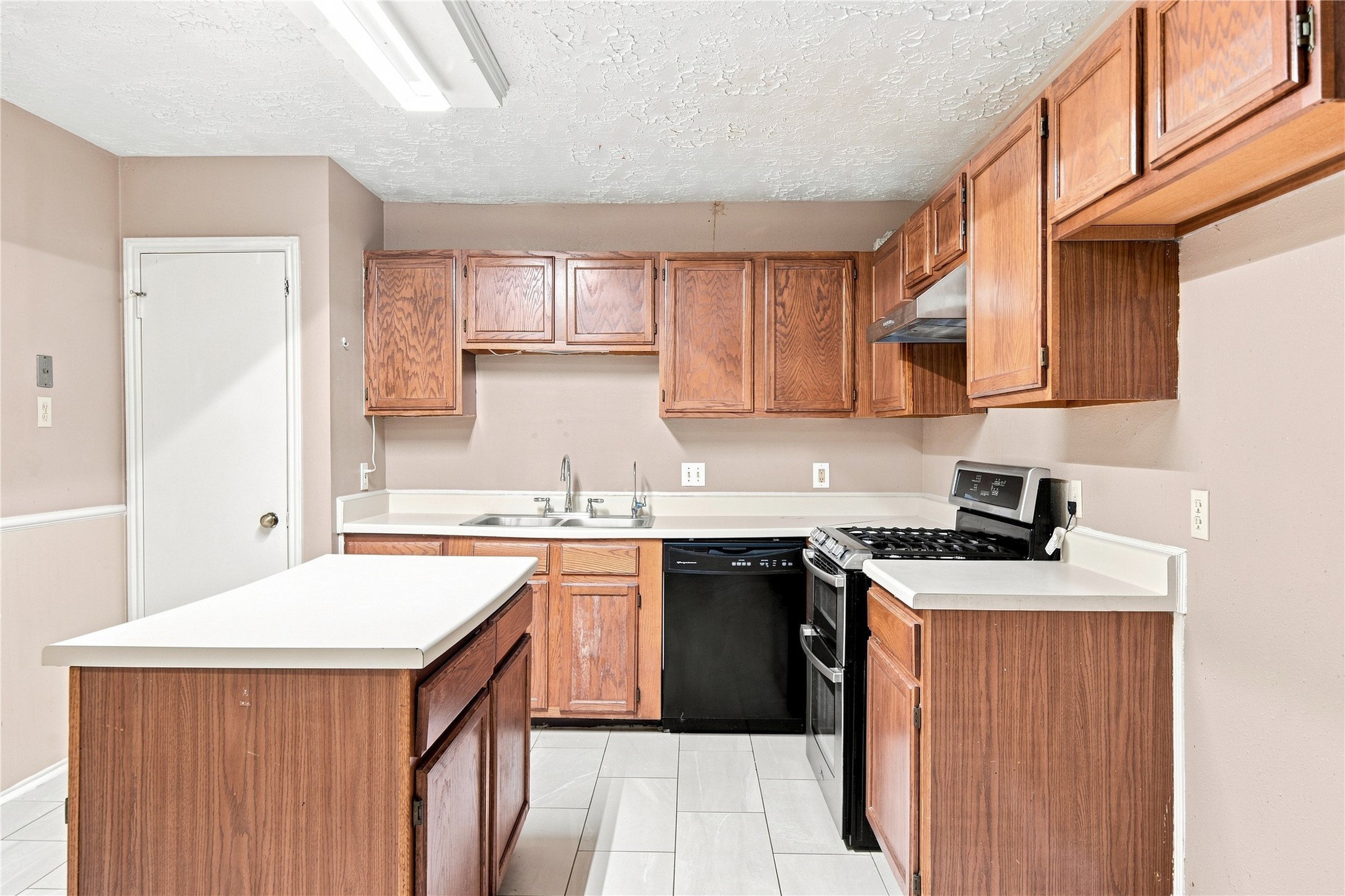 11747 Yearling Drive Property Photo 18