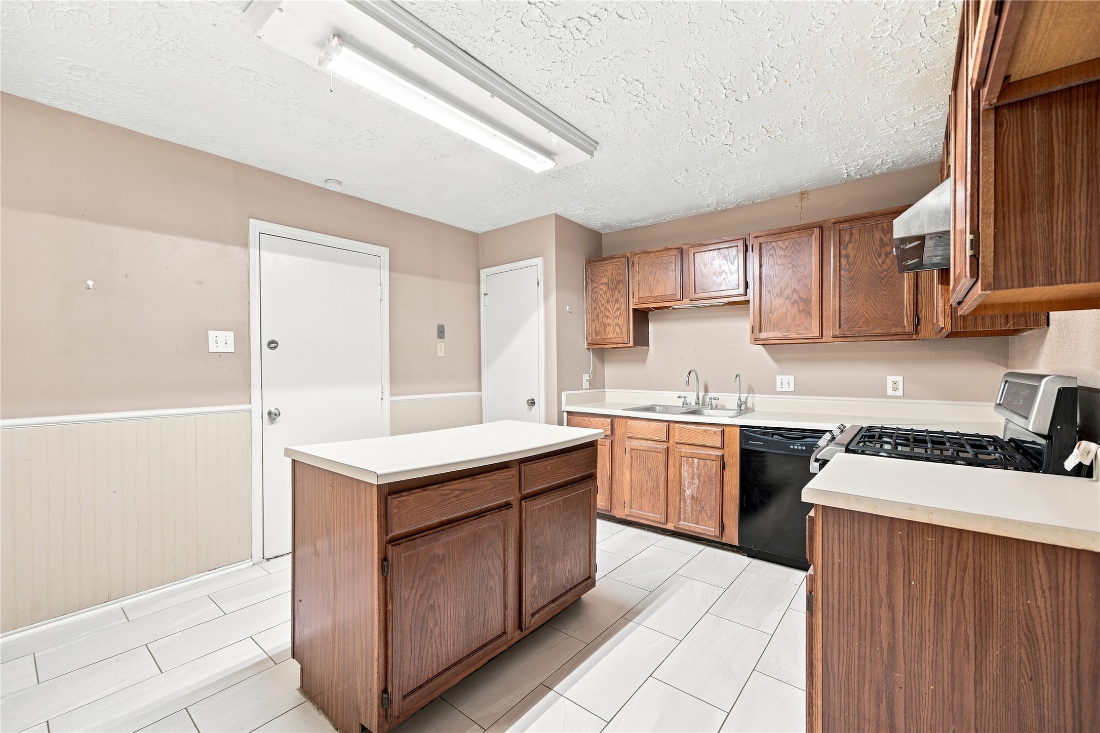 11747 Yearling Drive Property Photo 21