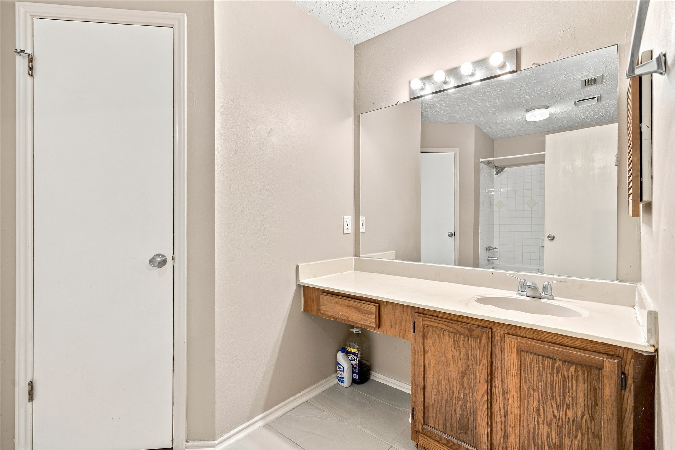 11747 Yearling Drive Property Photo 32
