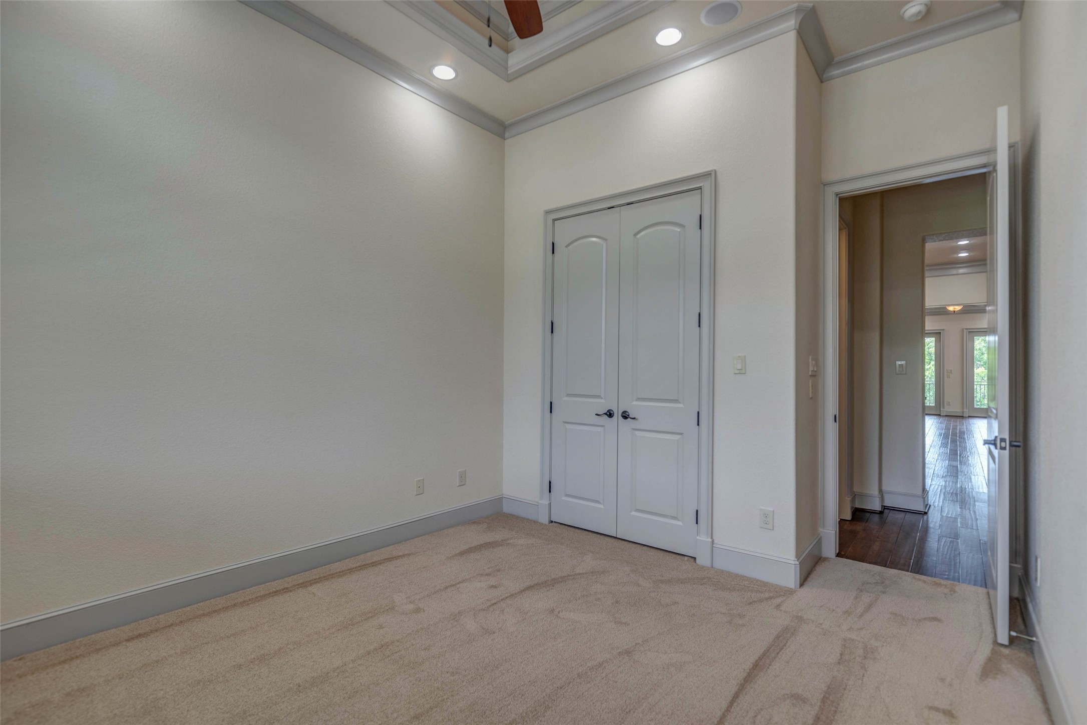 142 La Vie Drive Property Photo 22