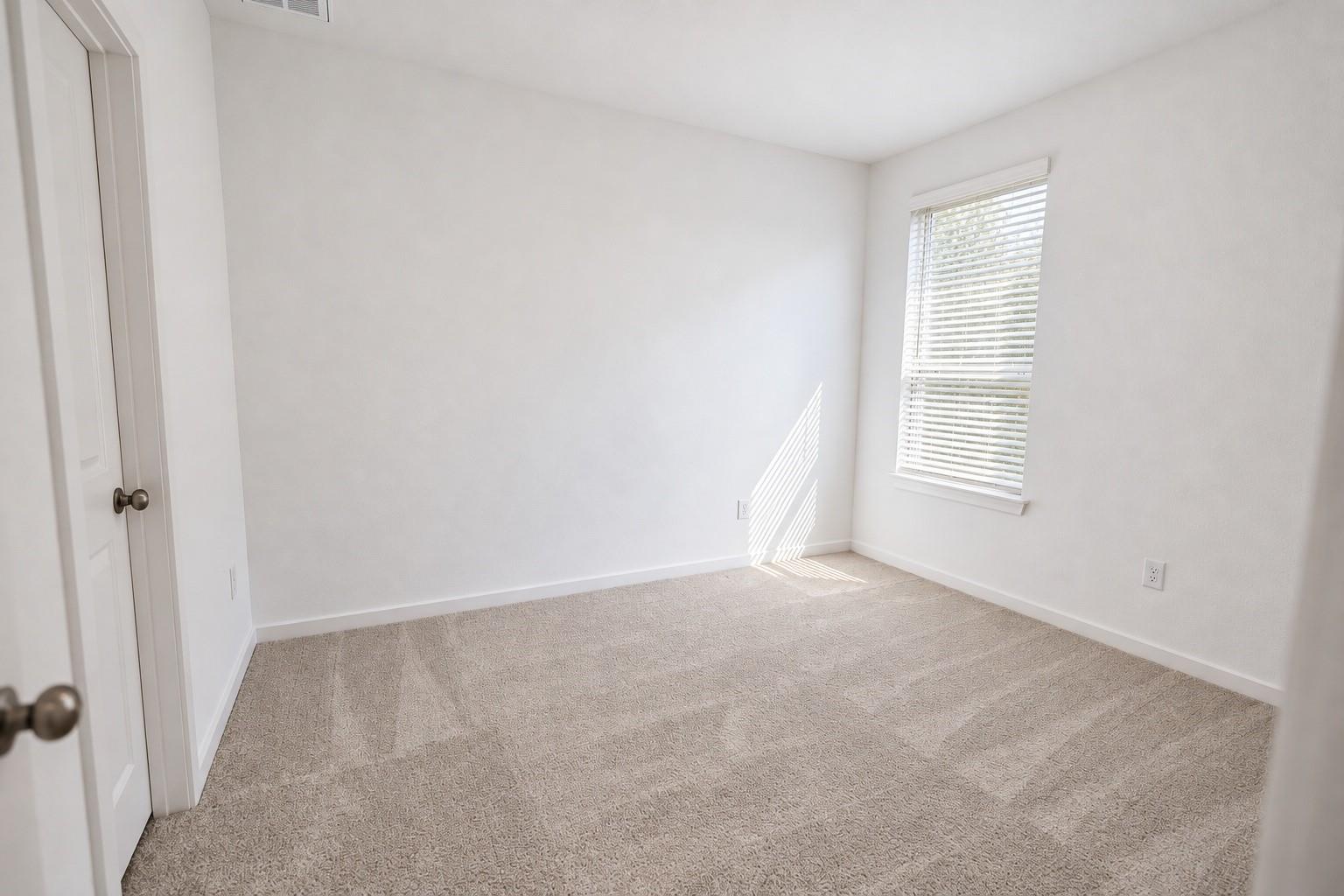 18110 Velaris Way Property Photo 14