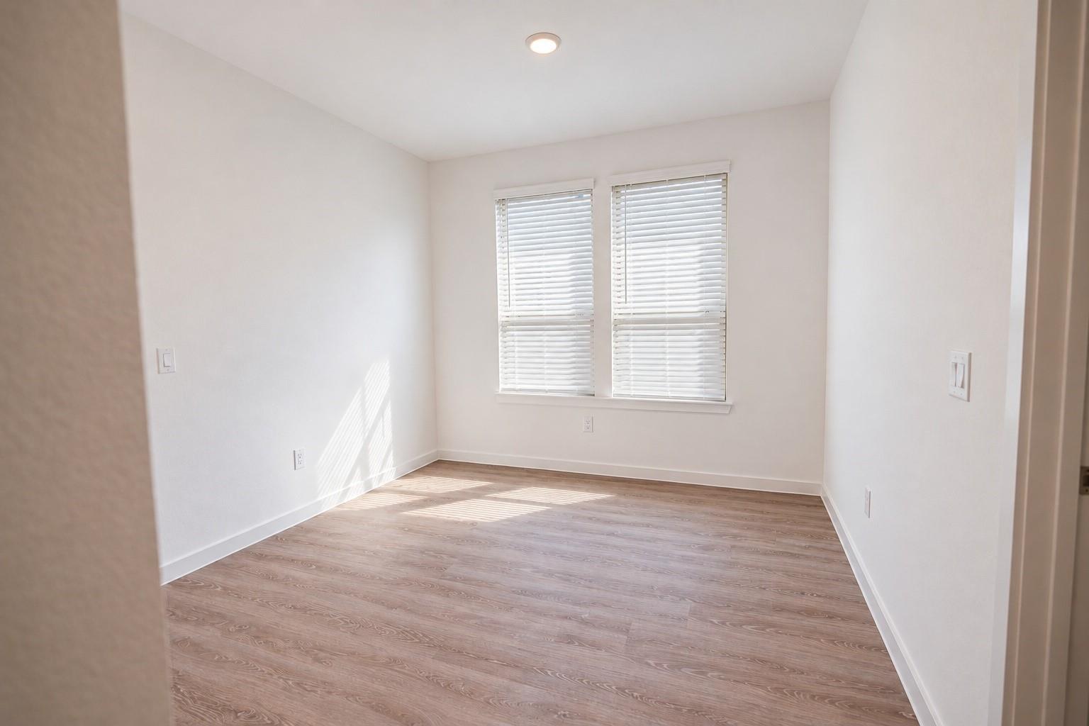 18110 Velaris Way Property Photo 16