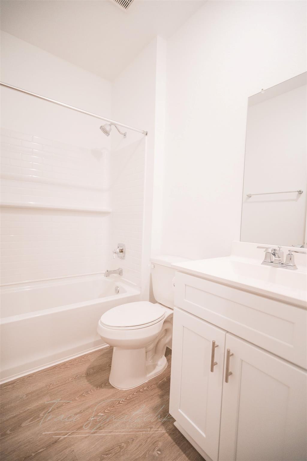 18110 Velaris Way Property Photo 18