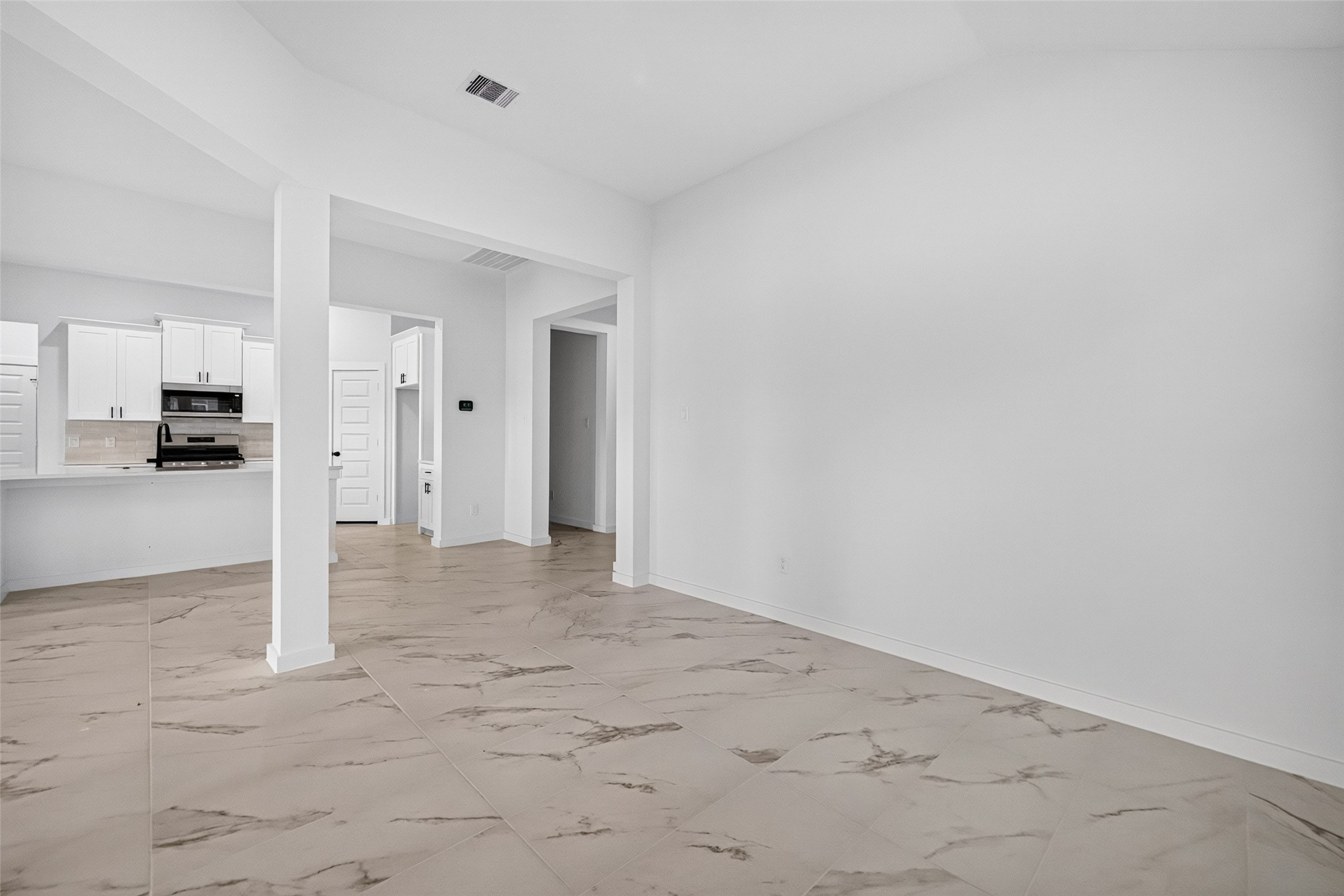 3507 Sago Palm Dr Property Photo 7