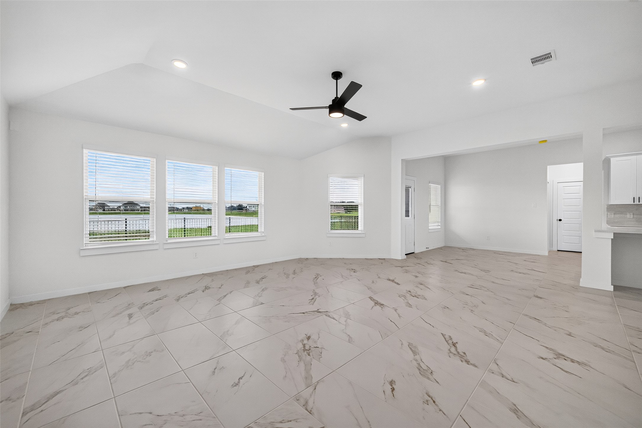 3507 Sago Palm Dr Property Photo 10