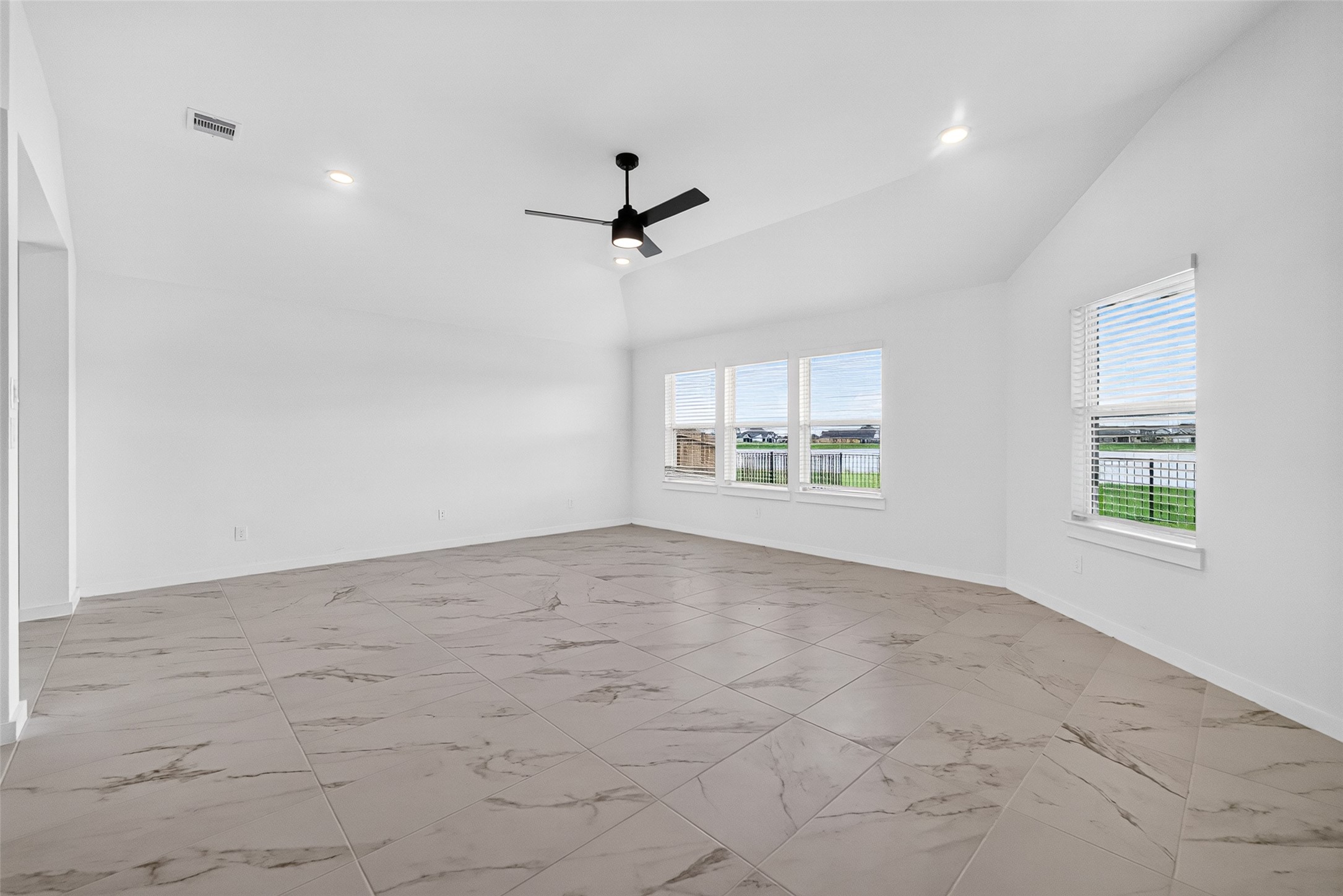 3507 Sago Palm Dr Property Photo 12