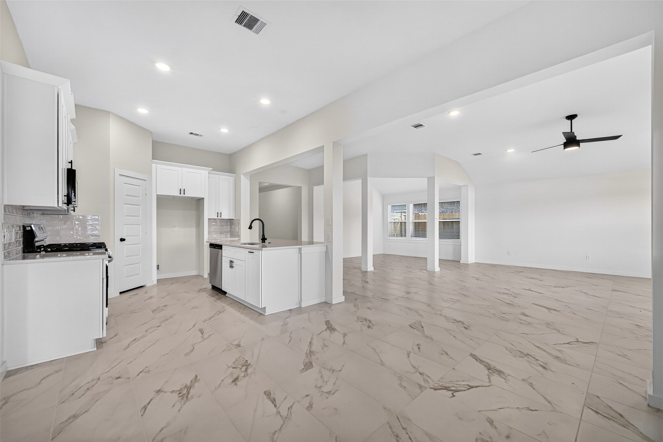 3507 Sago Palm Dr Property Photo 20