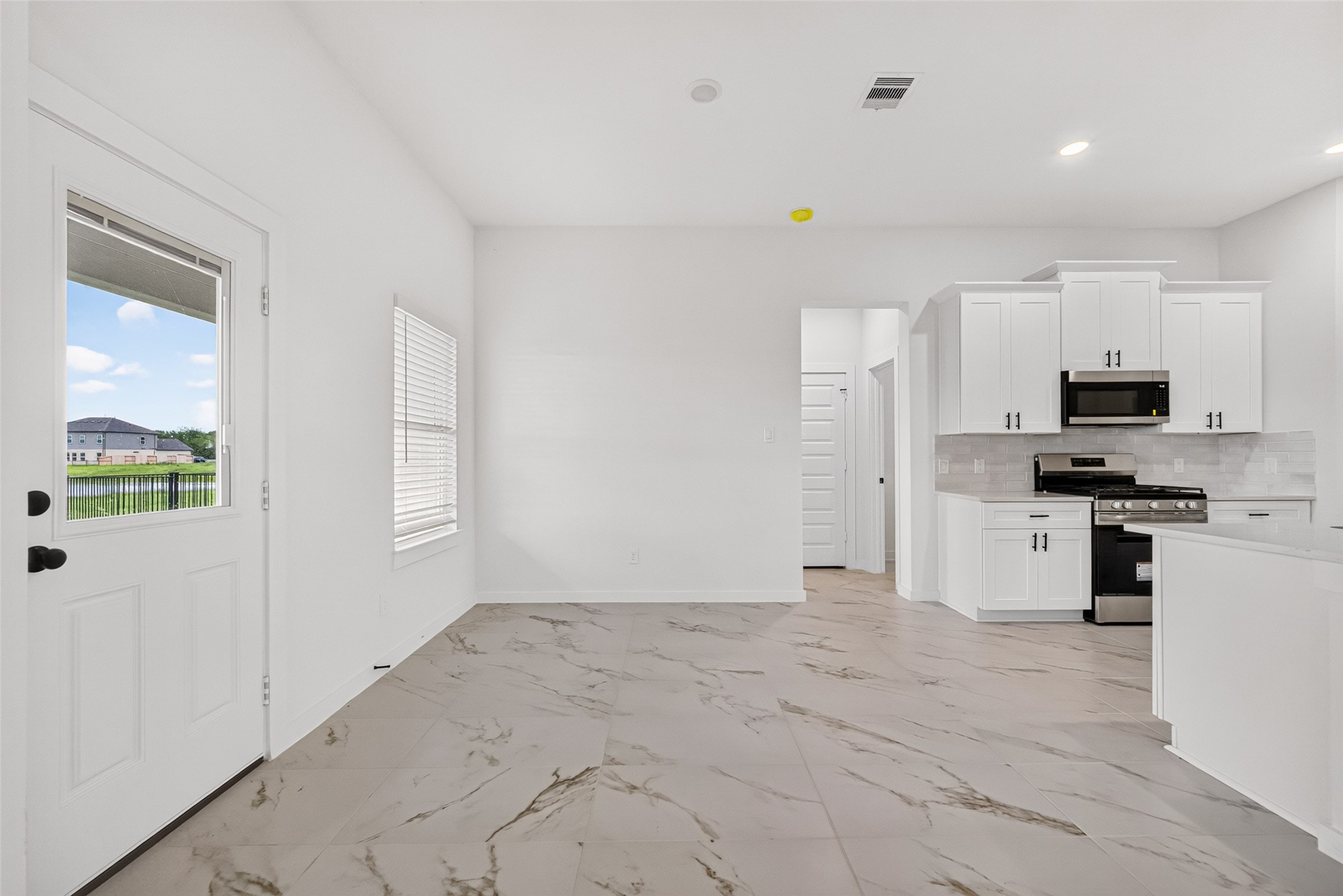 3507 Sago Palm Dr Property Photo 21