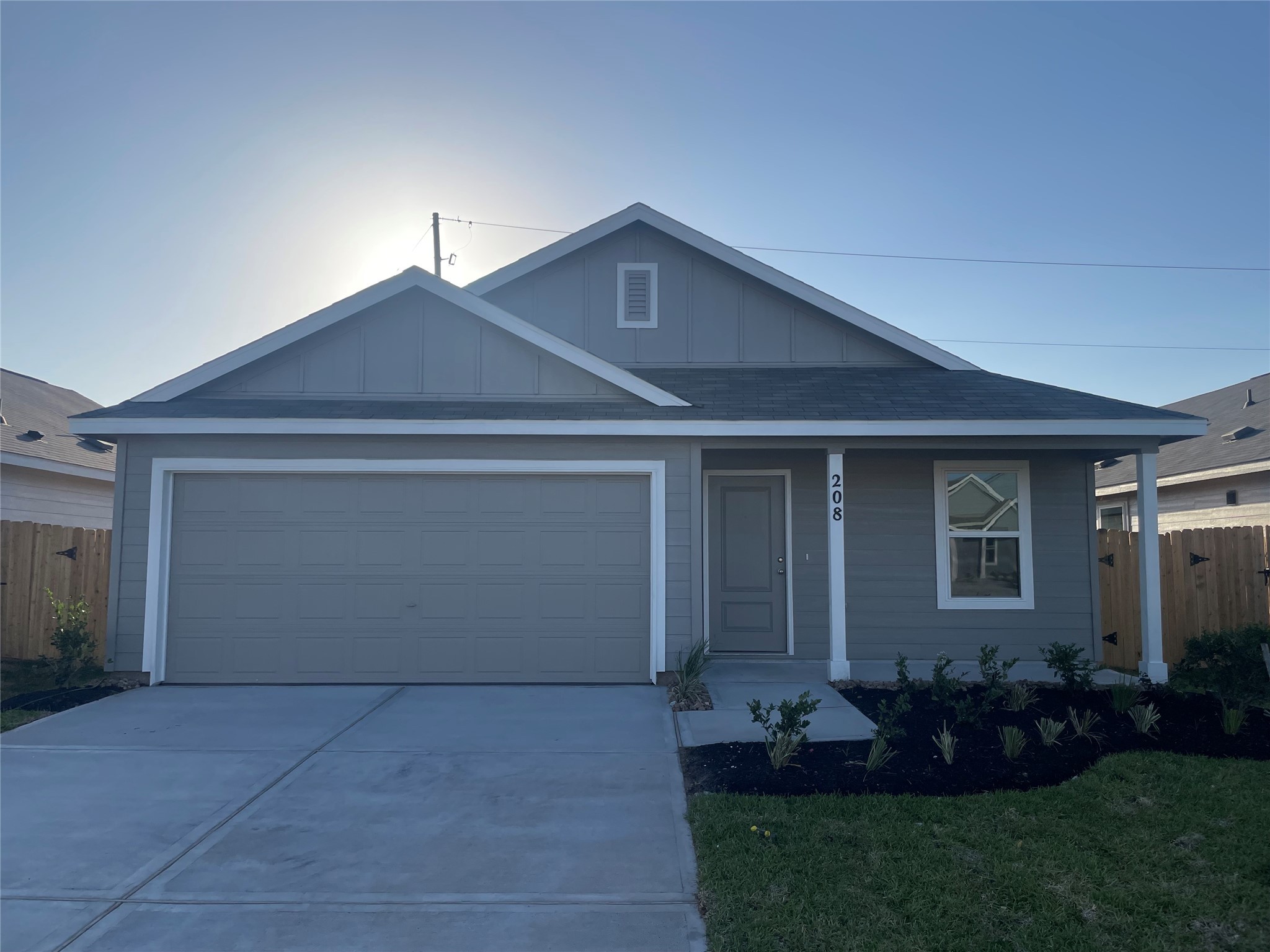 208 Nicholas Road Property Photo