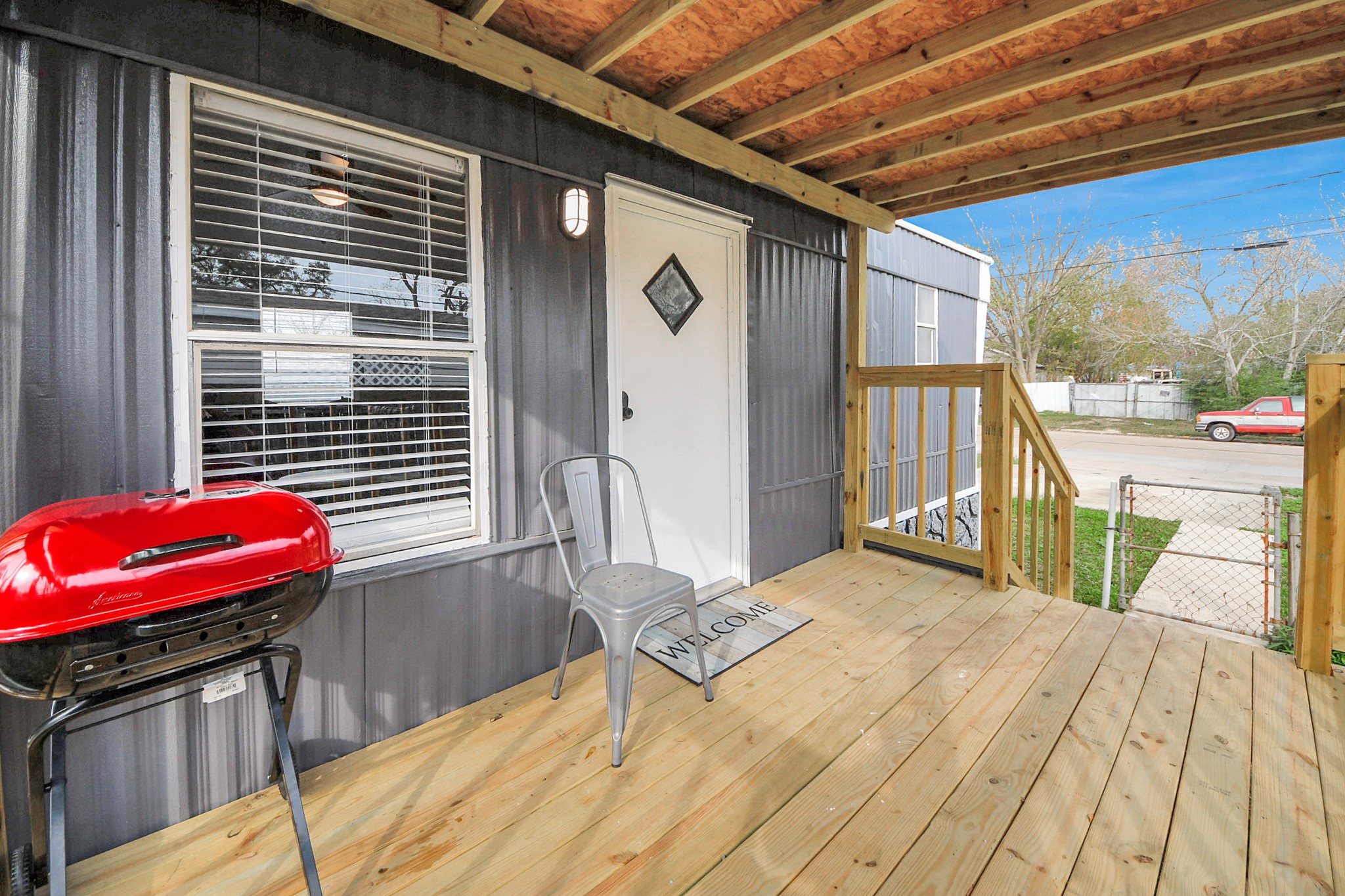 145 W Austin Avenue Property Photo 30