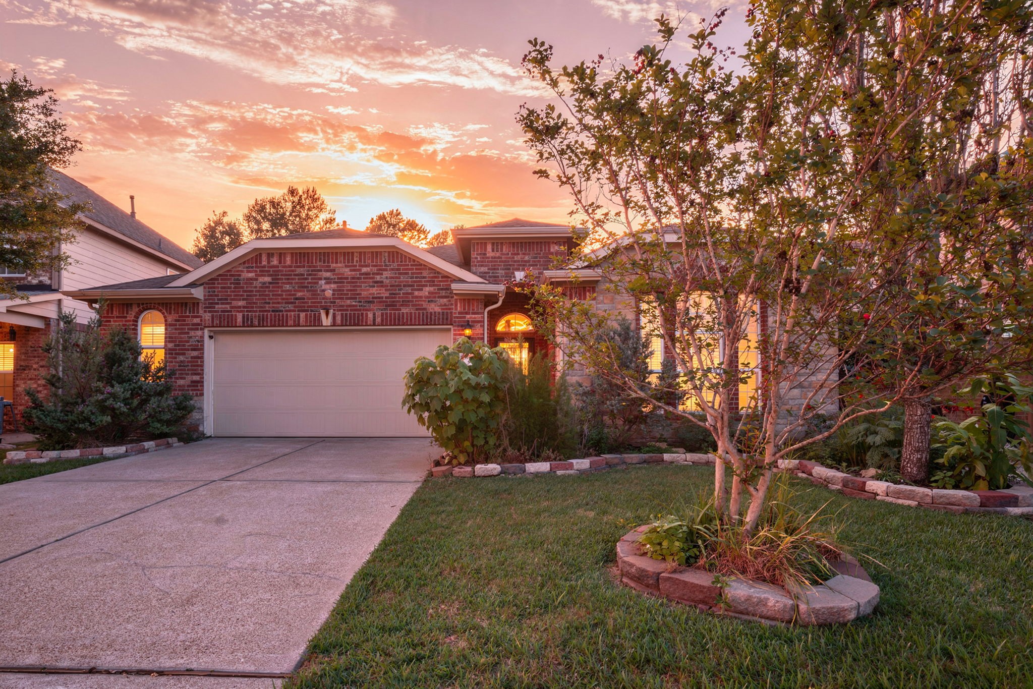 9978 Golden Field Lane Property Photo 1