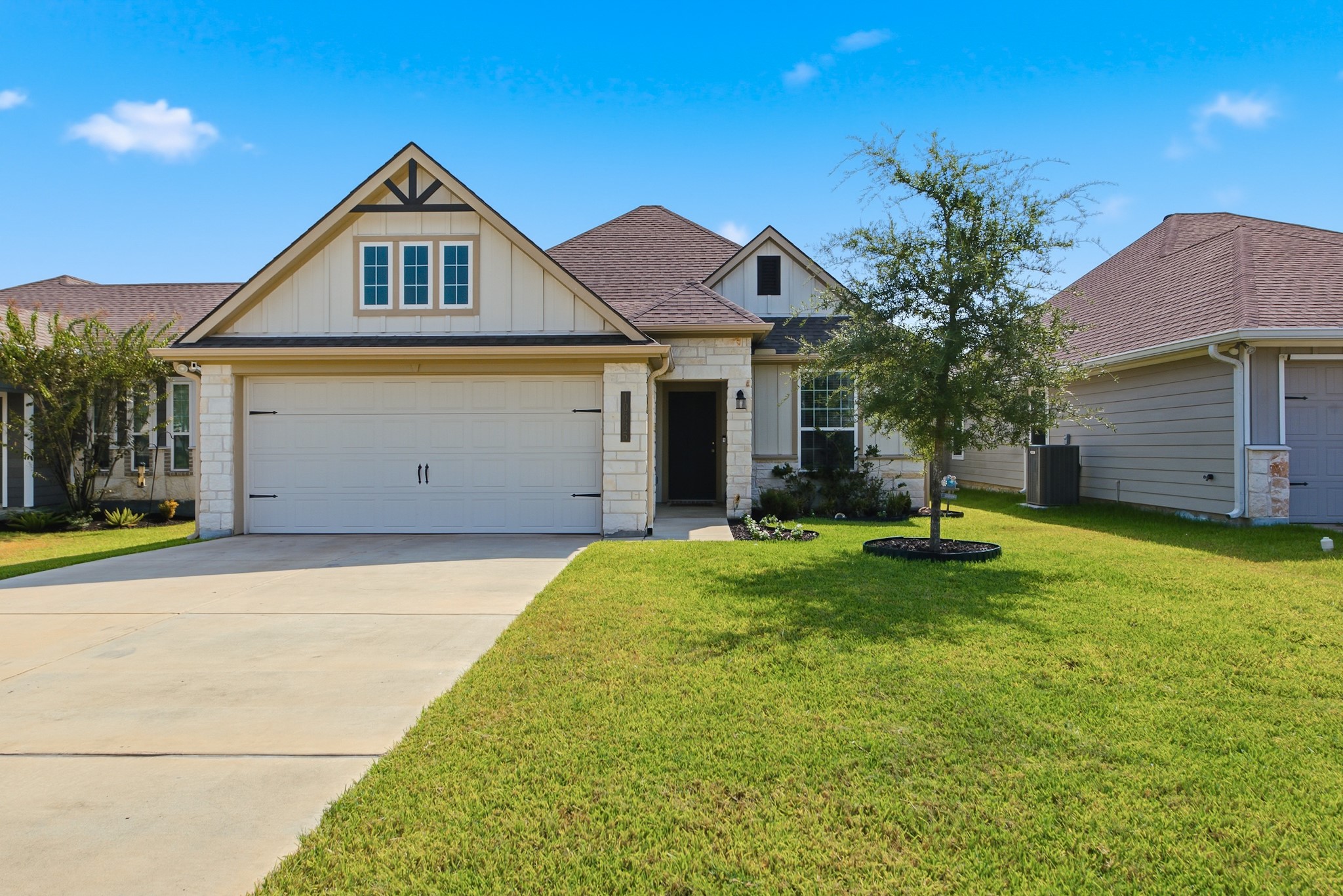 10635 Natural Pond Road Property Photo 1