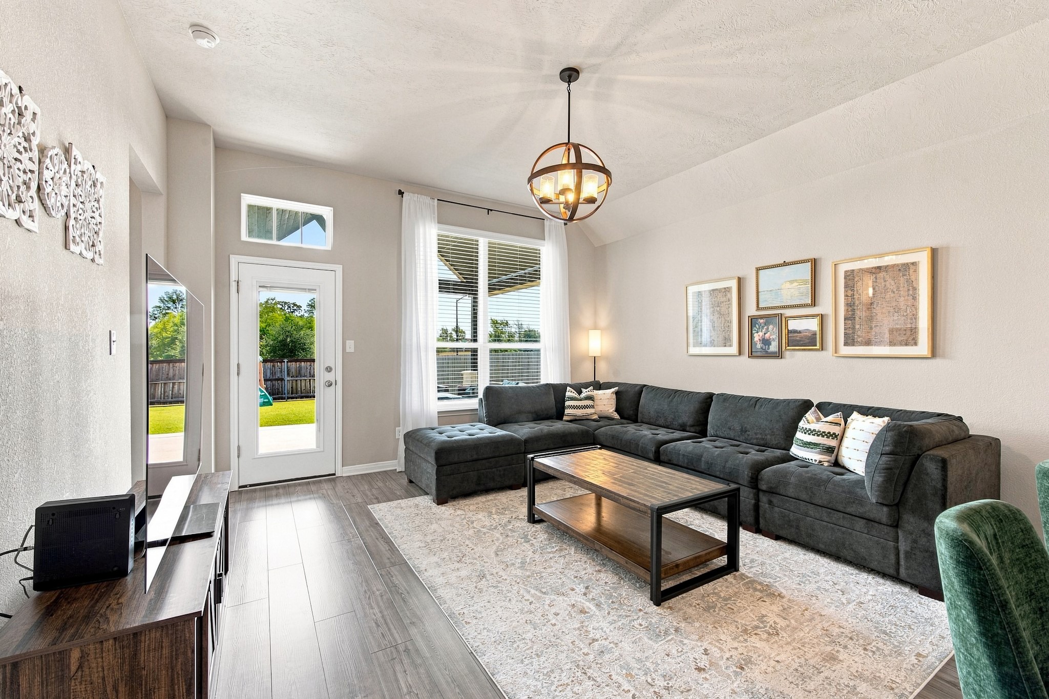 10635 Natural Pond Road Property Photo 8