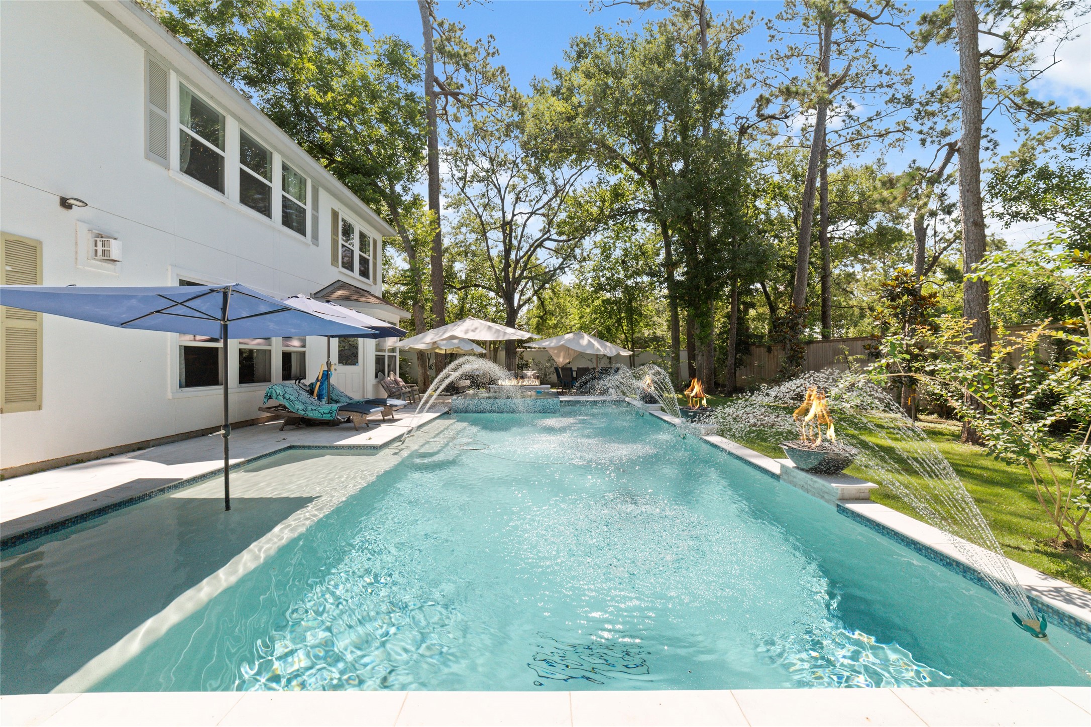 335 Voss Road Property Photo