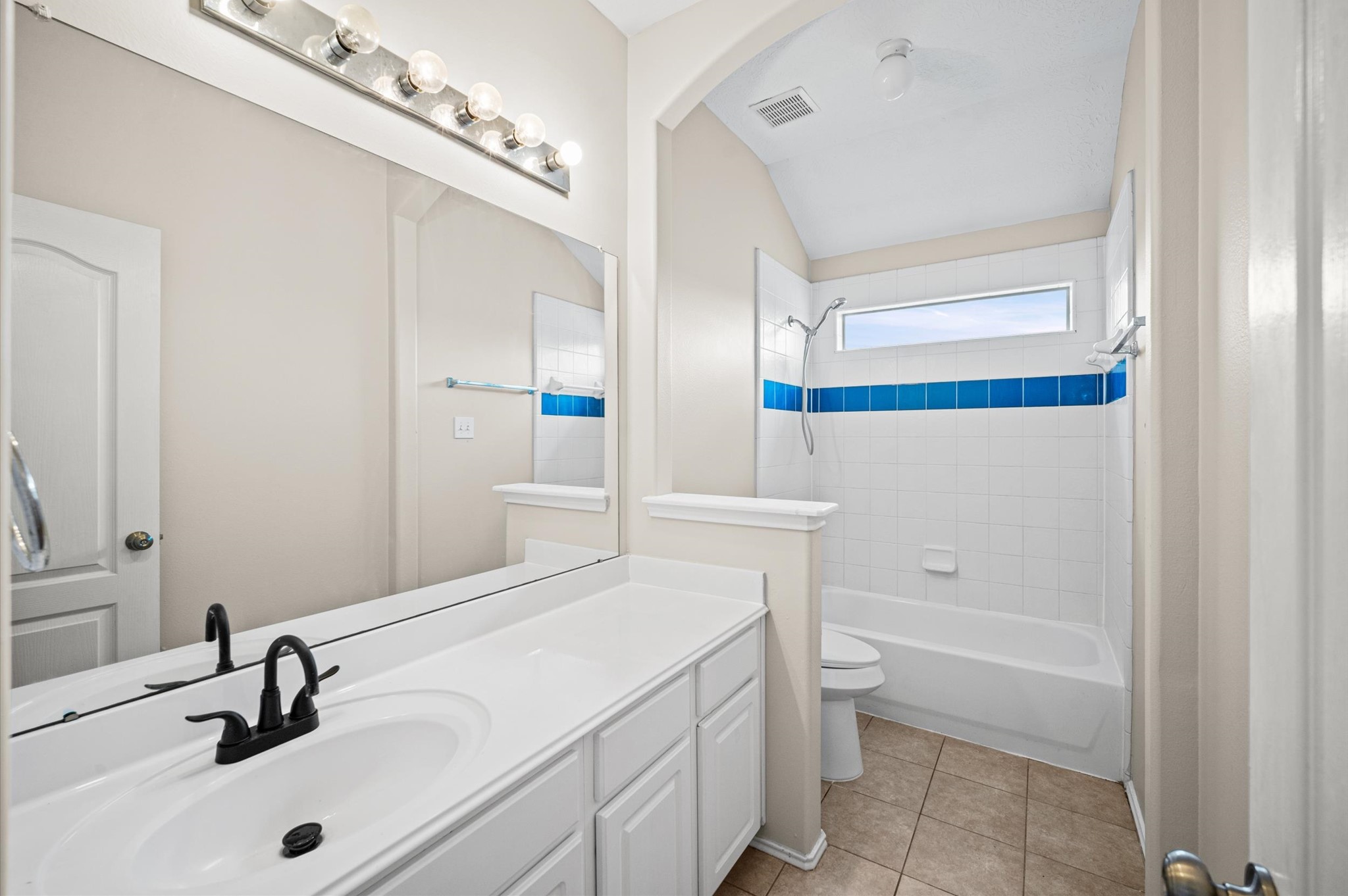 8711 Sandusky Court Property Photo 23