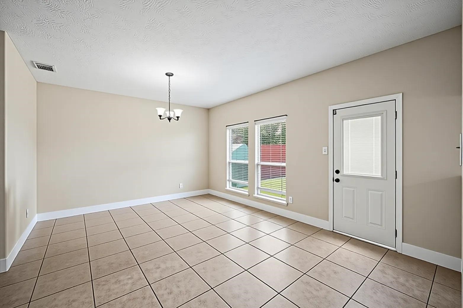8711 Sandusky Court Property Photo 33
