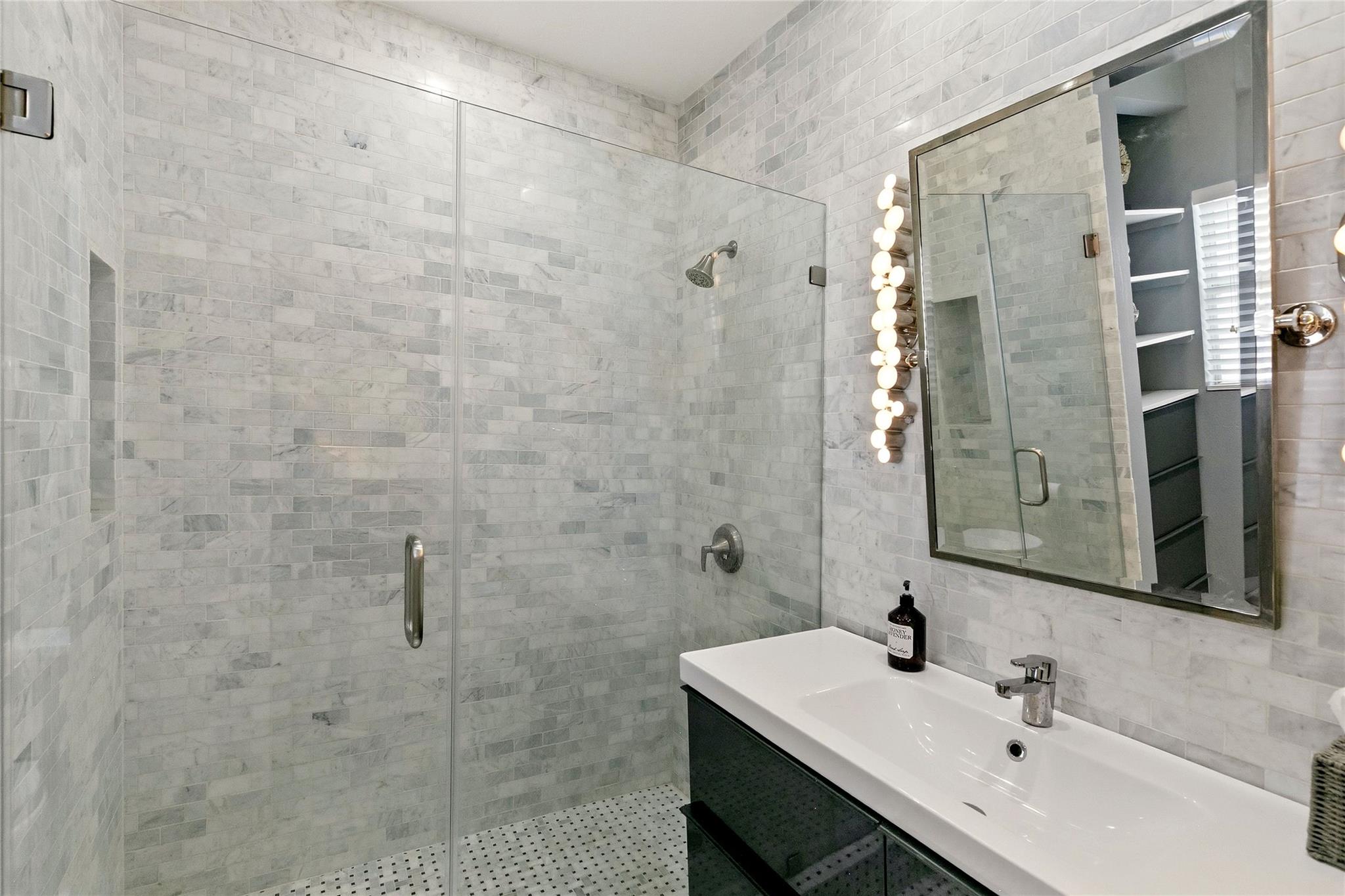 19 King Fish Lane Property Photo 24